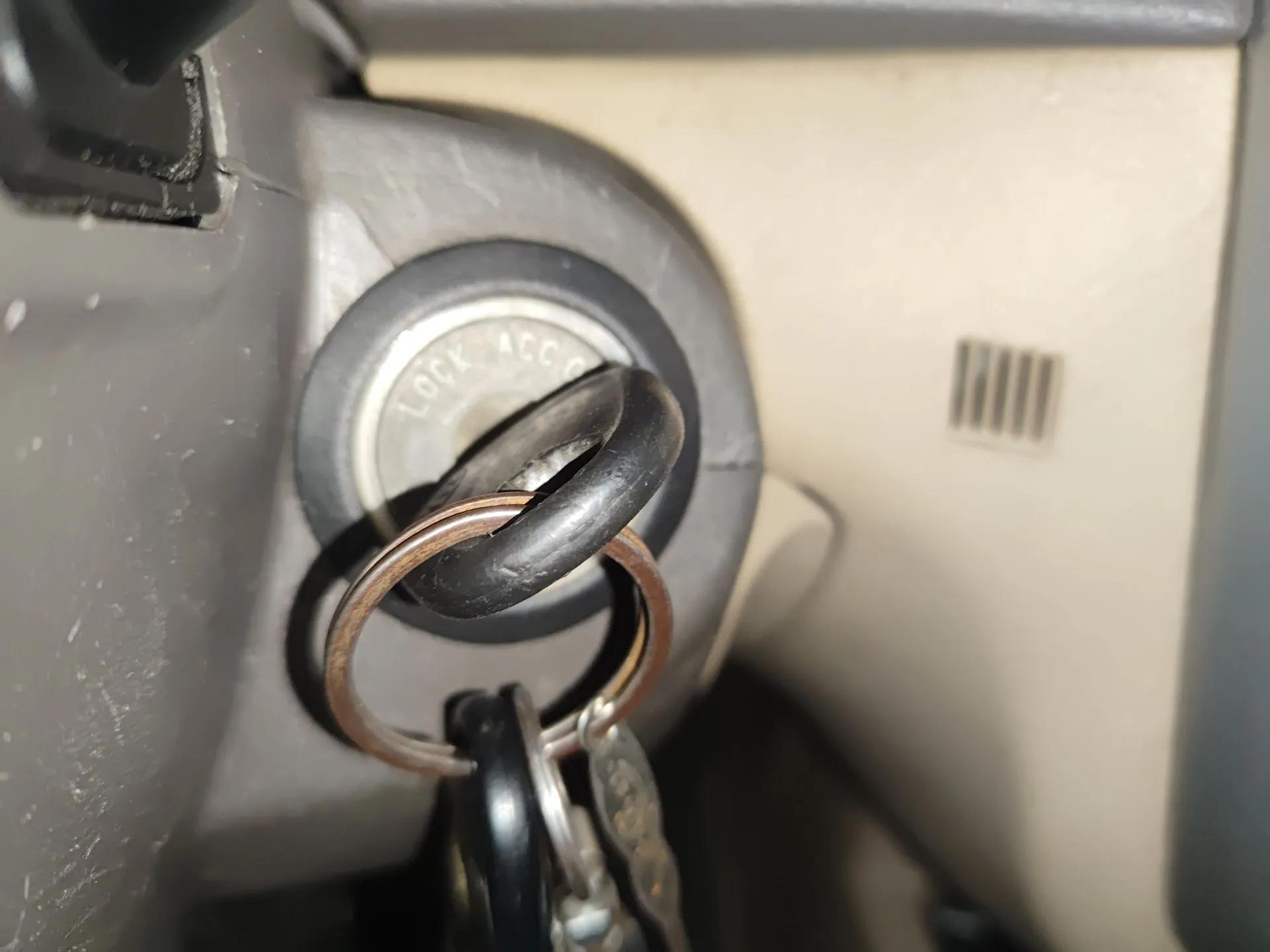 Kia Cerato 2012 1.6L MT GL — миниатюра 9