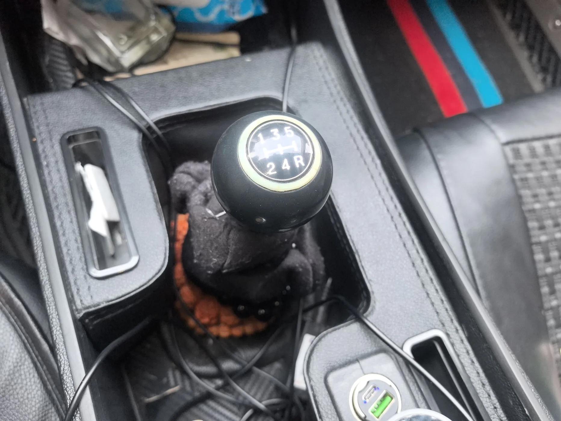 Kia Cerato 2010 1.6L MT GL — миниатюра 15