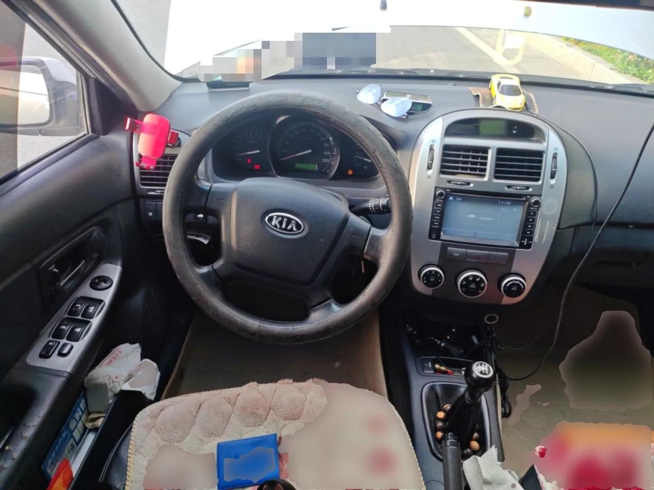 Kia Cerato 2012 1.6L MT GL — миниатюра 11