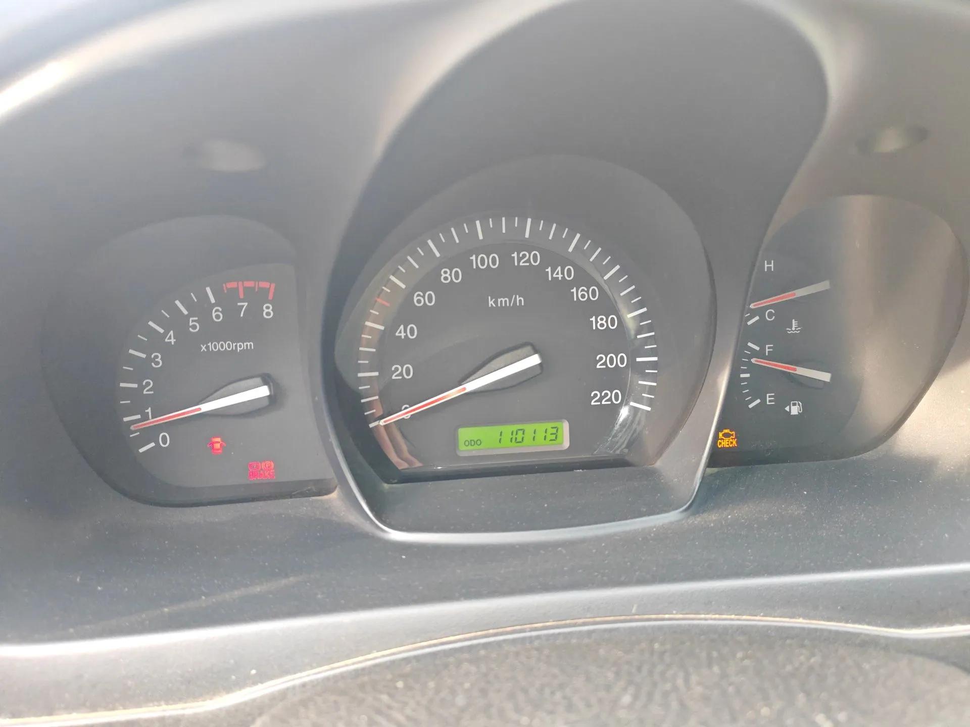 Kia Cerato 2012 1.6L MT GL — миниатюра 12