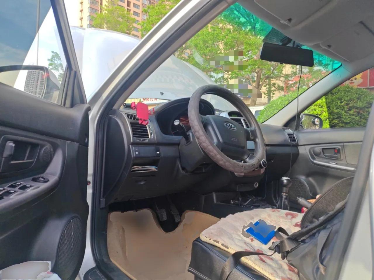 Kia Cerato 2012 1.6L MT GL — миниатюра 17