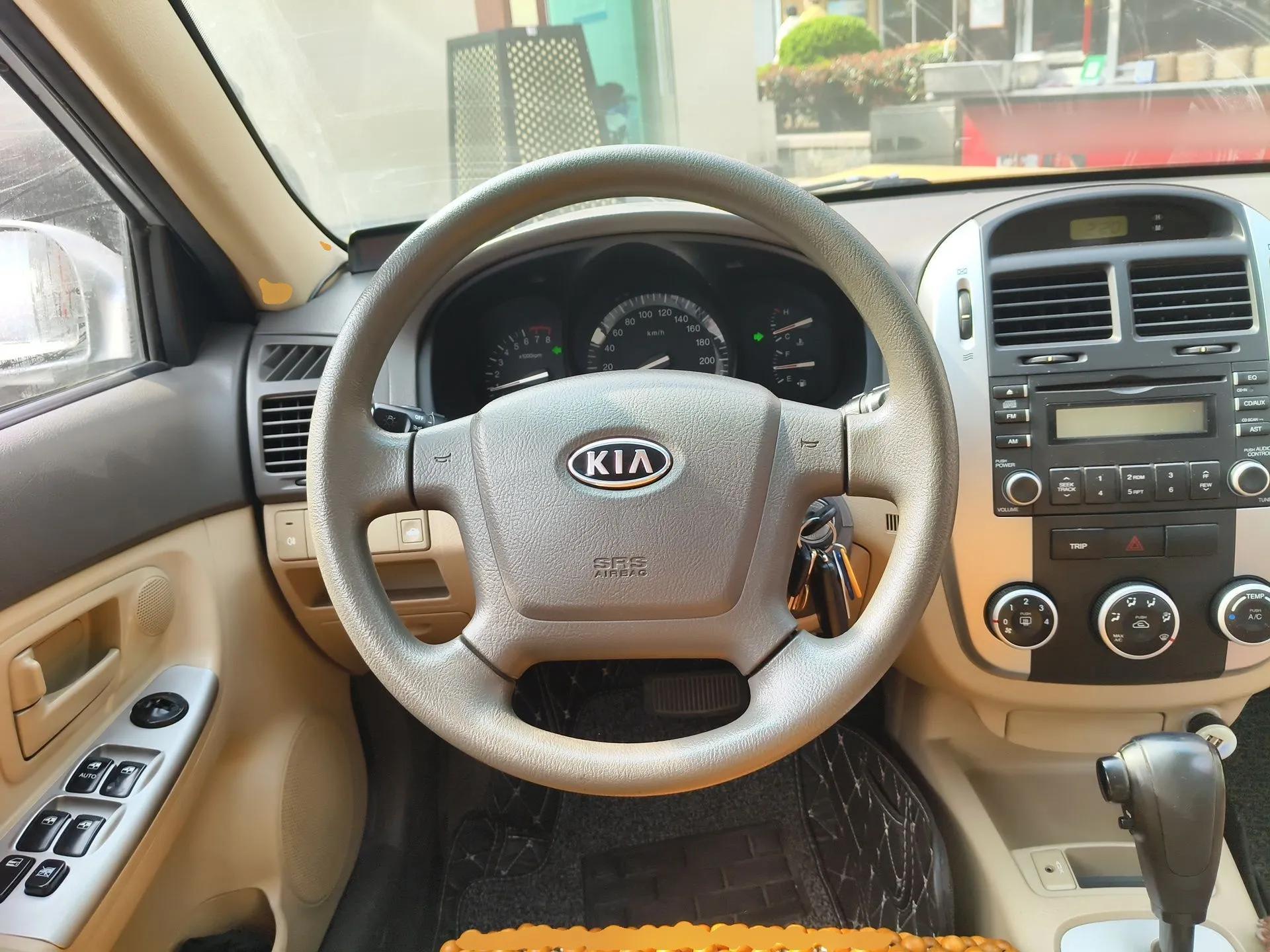 Kia Cerato 2012 1.6L AT GL — миниатюра 11
