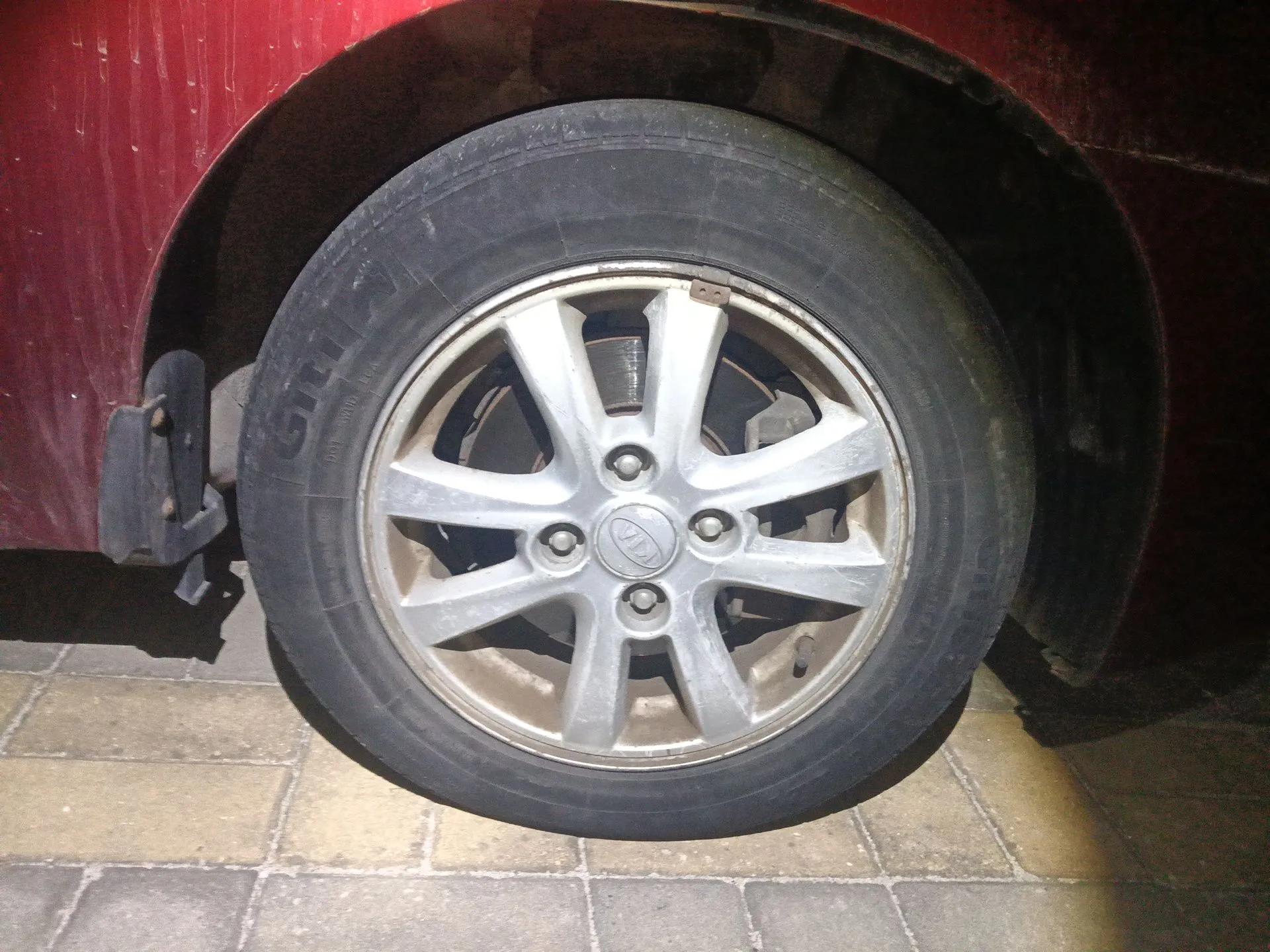 Kia Cerato 2012 1.6L MT GL — миниатюра 8