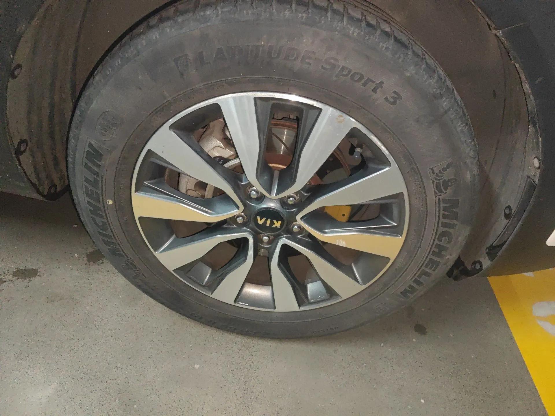 Kia KX7 2017 2.0T Automatic 4WD DLX 7-Seater — миниатюра 8