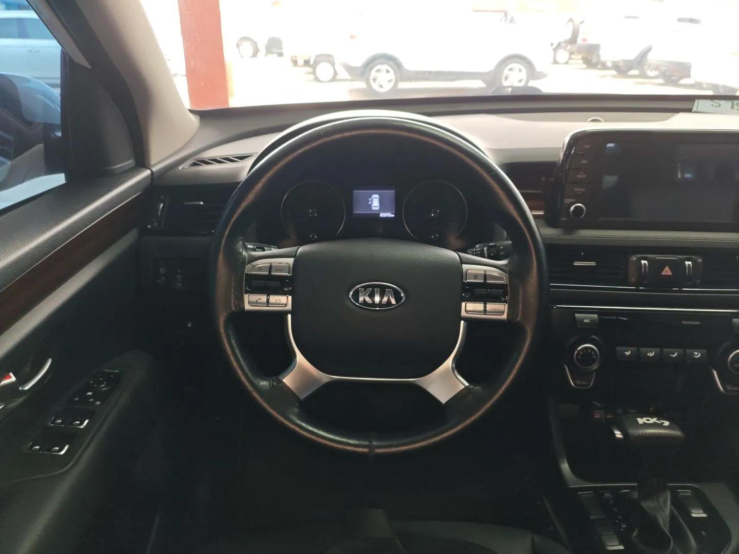 Kia KX7 2017 2.0L Automatic 2WD GLS 5-Seater — миниатюра 13