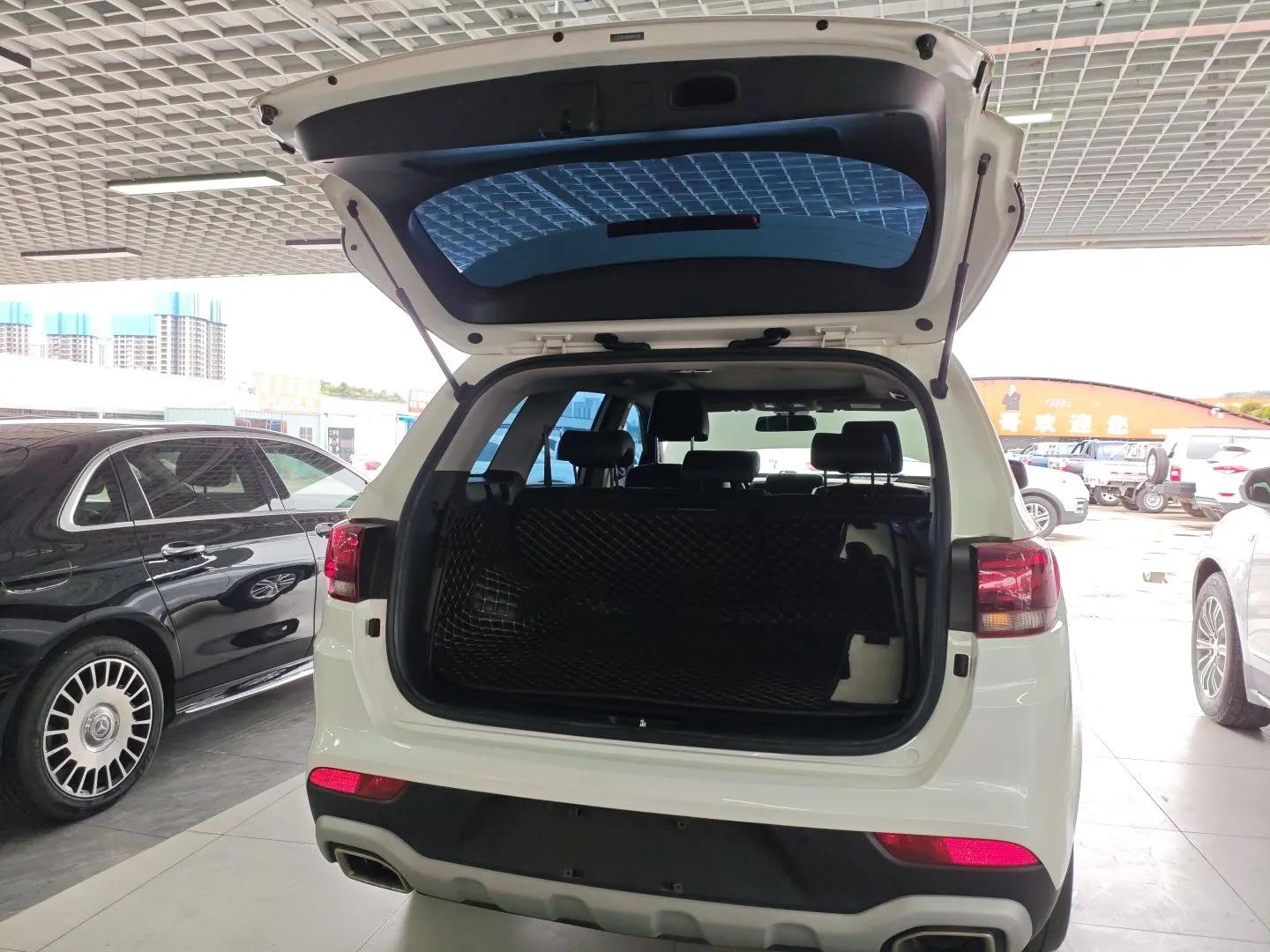 Kia KX7 2017 2.0L Automatic 2WD GLS 5-Seater — миниатюра 21