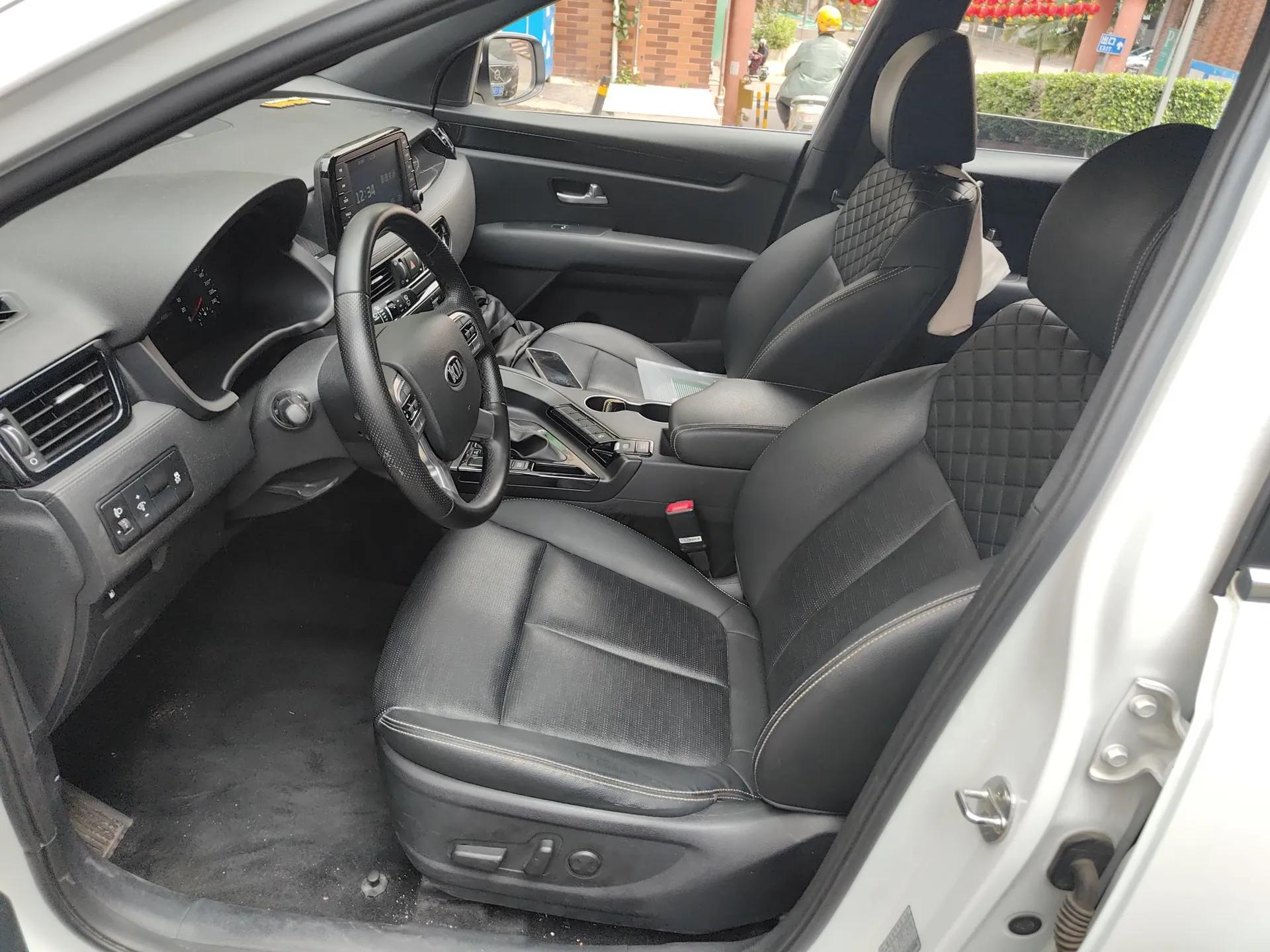 Kia KX7 2020 2.0T Automatic Two-Wheel Drive GLS 7-Seater — миниатюра 16