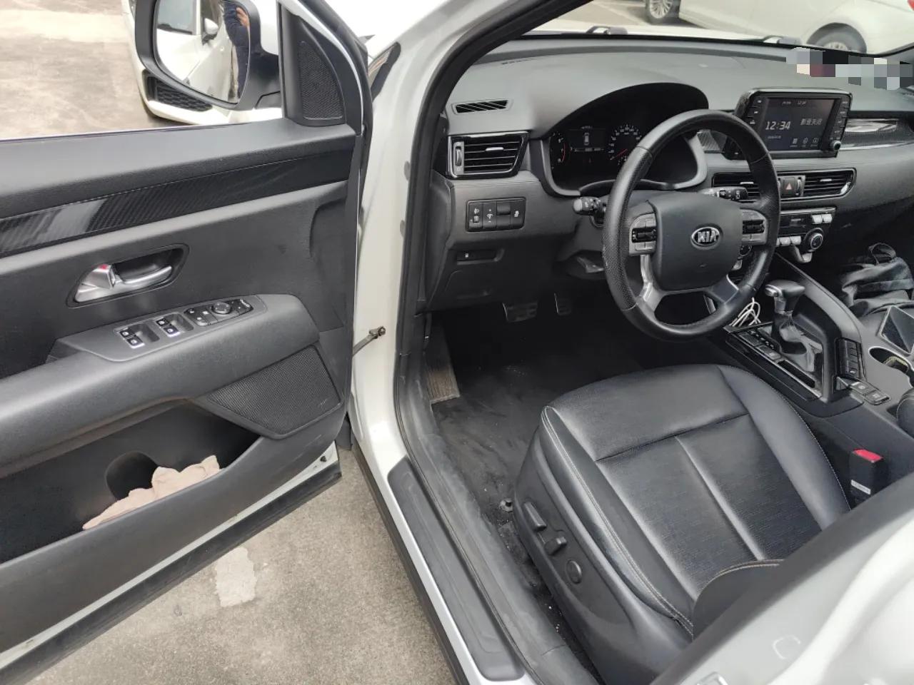 Kia KX7 2020 2.0T Automatic Two-Wheel Drive GLS 7-Seater — миниатюра 17