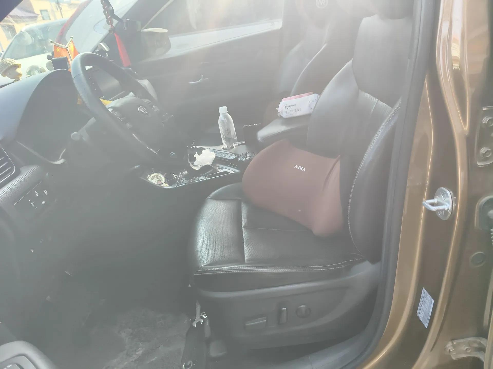 Kia KX7 2017 2.0T Automatic All-Wheel Drive LUX 7-Seater — миниатюра 16