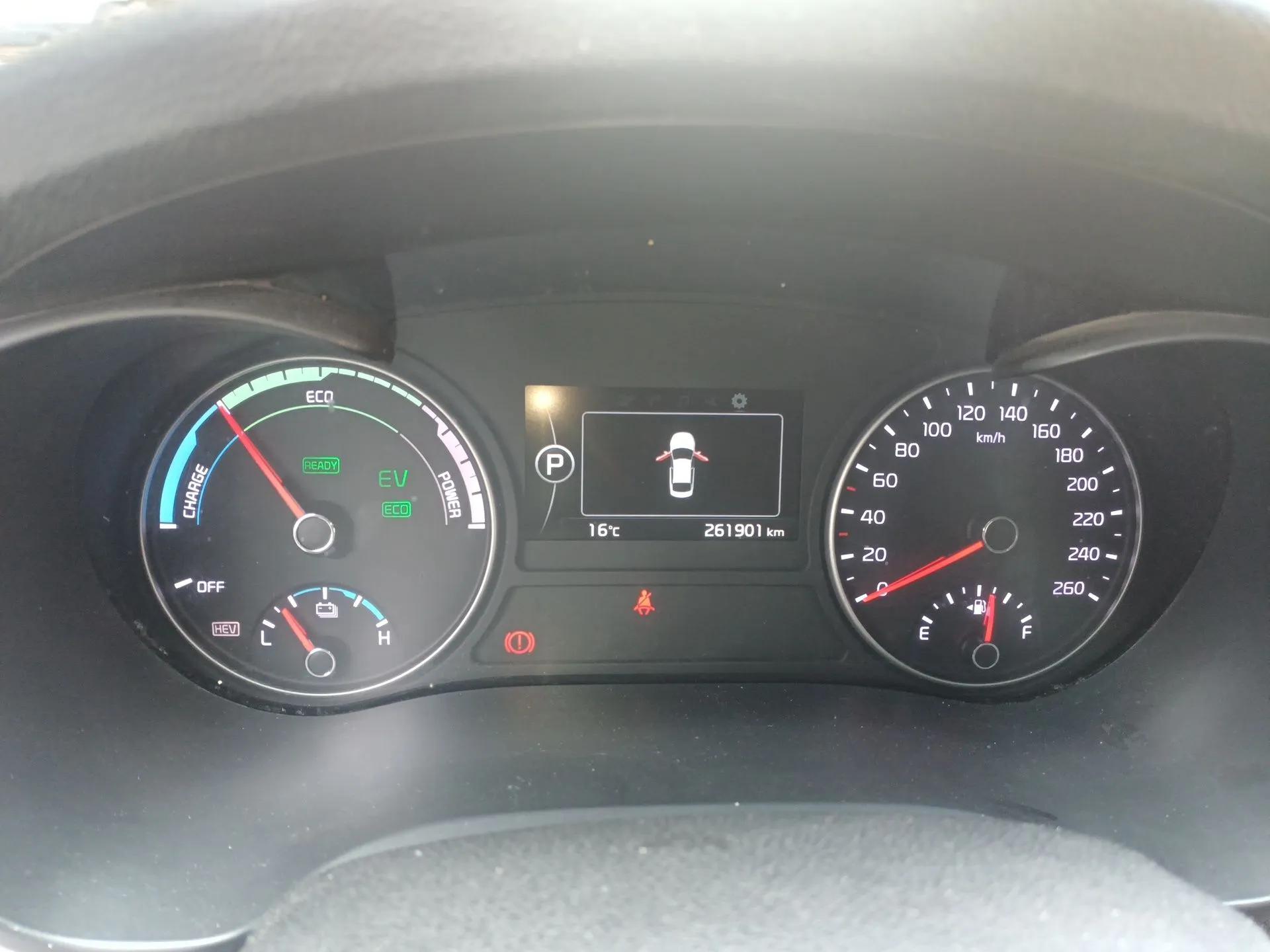 Kia K5 New Energy 2018 2.0L Smart Enjoyment Version — миниатюра 12