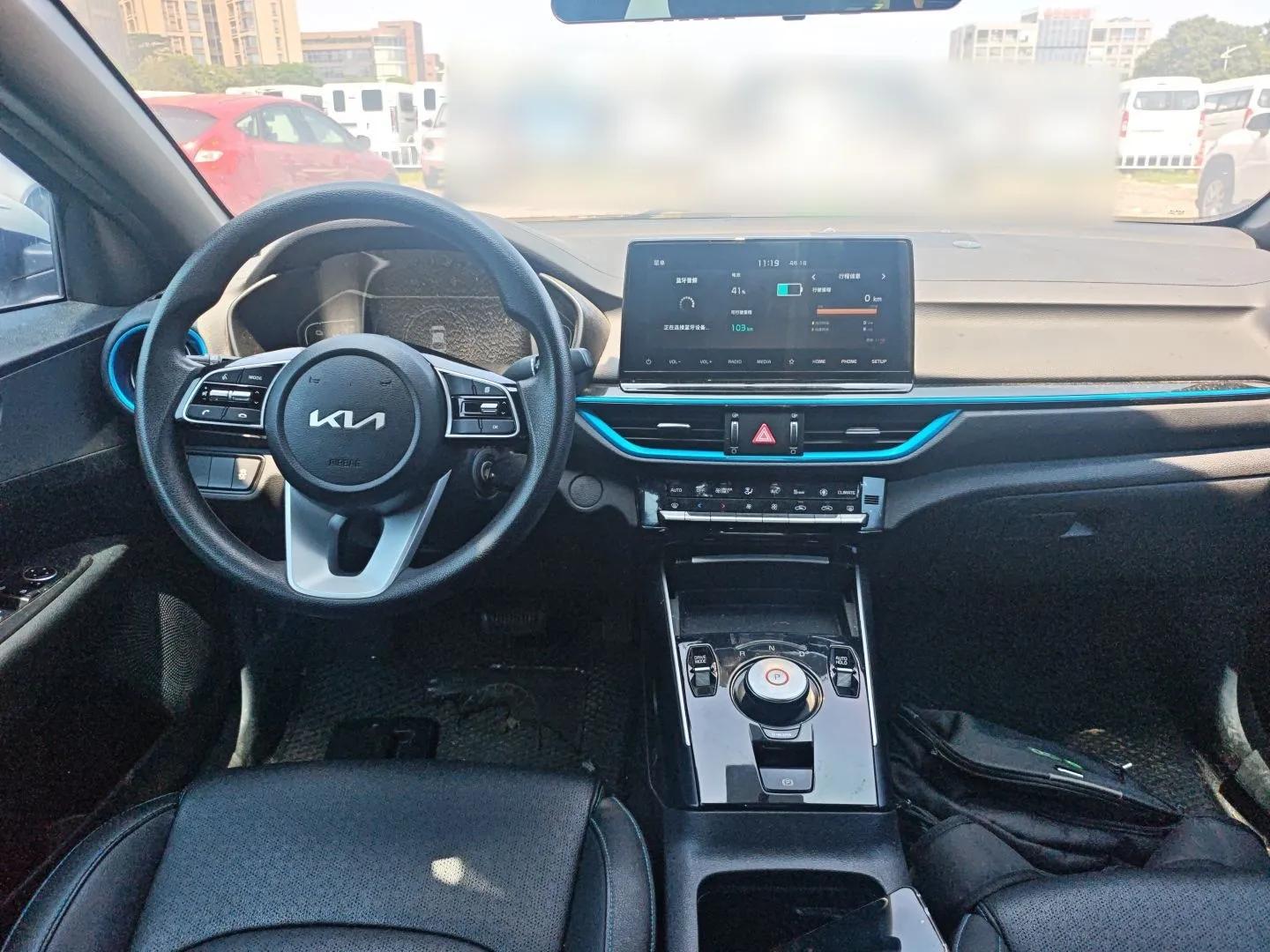 Kia K3 New Energy 2021 EV Comfort Edition 410km — миниатюра 13