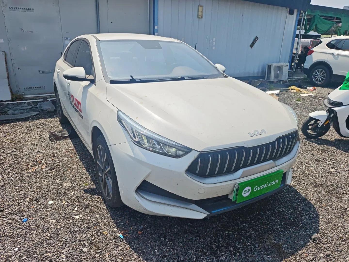Kia K3 New Energy 2021 EV Comfort Edition 410km — миниатюра 3