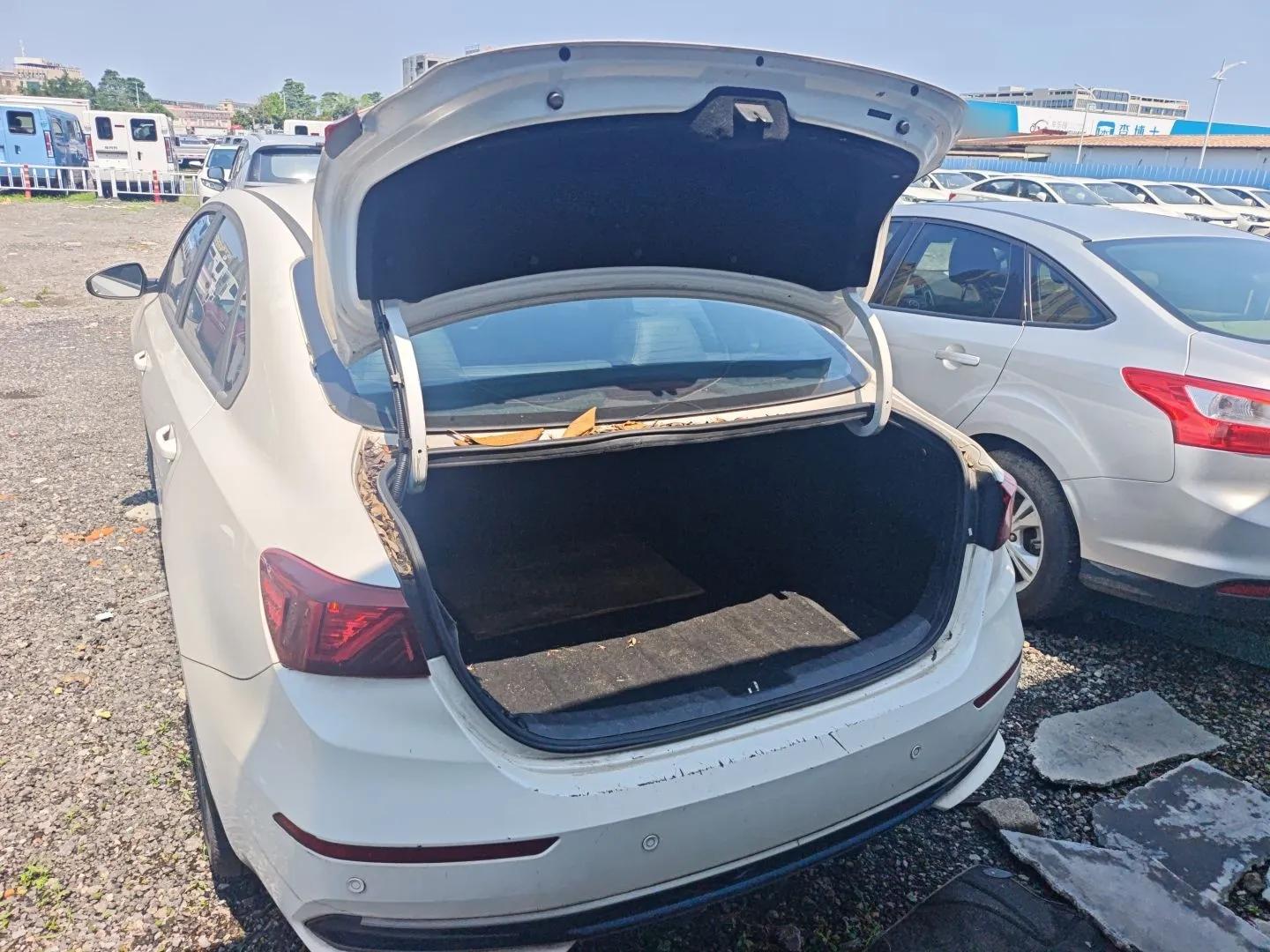 Kia K3 New Energy 2021 EV Comfort Edition 410km — миниатюра 22