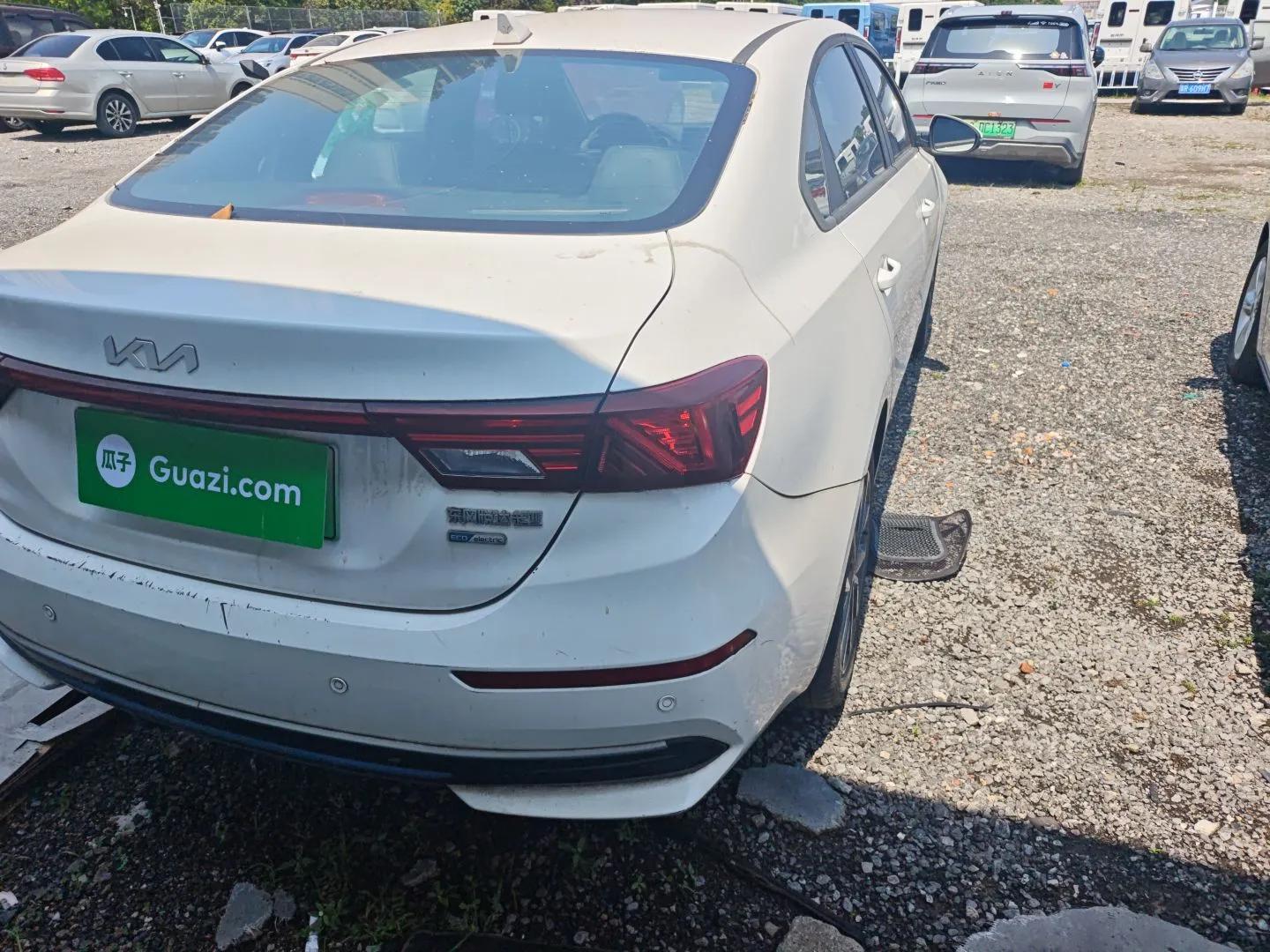 Kia K3 New Energy 2021 EV Comfort Edition 410km — миниатюра 7