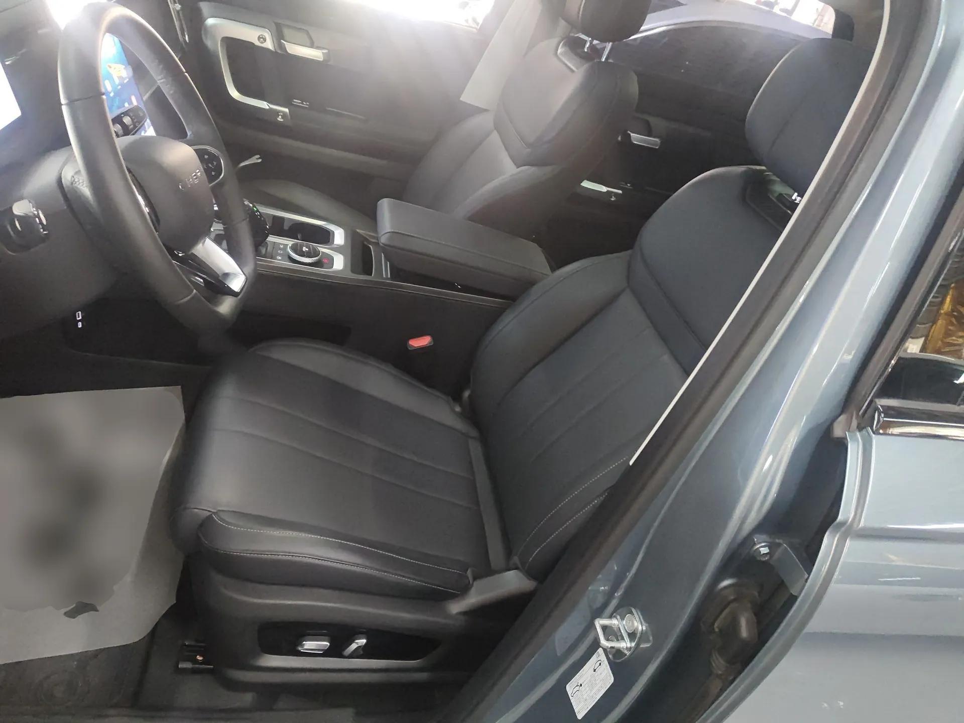 Chery Explore 06 2023 Urban Edition 1.6T Two-Wheel Drive Comfort — миниатюра 16