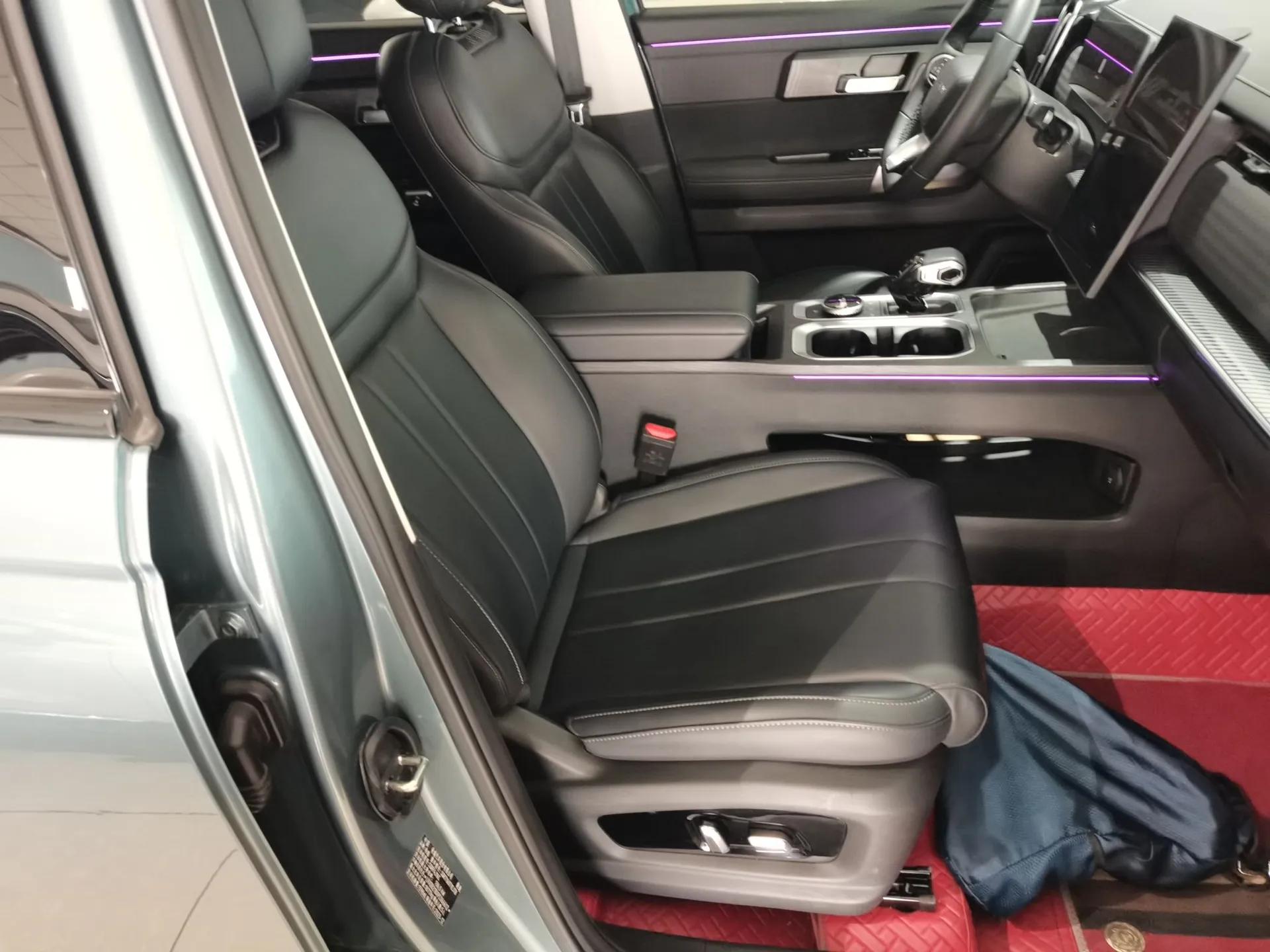Chery Explore 06 2023 Urban Edition 1.6T Two-Wheel Drive Luxury — миниатюра 23
