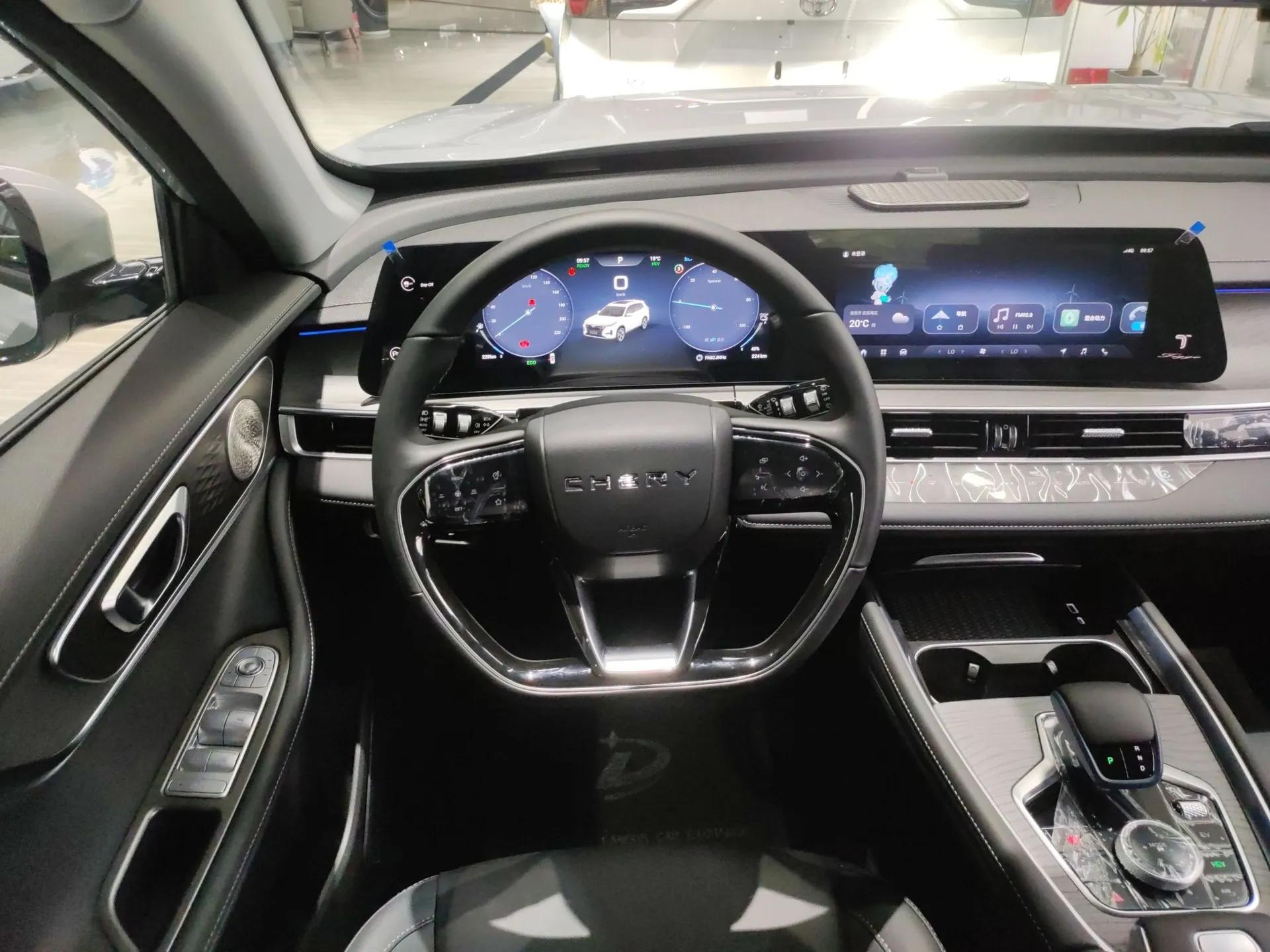 Chery Tiggo 8 PRO New Energy 2024 1.5T 100km XinChen Edition — миниатюра 13