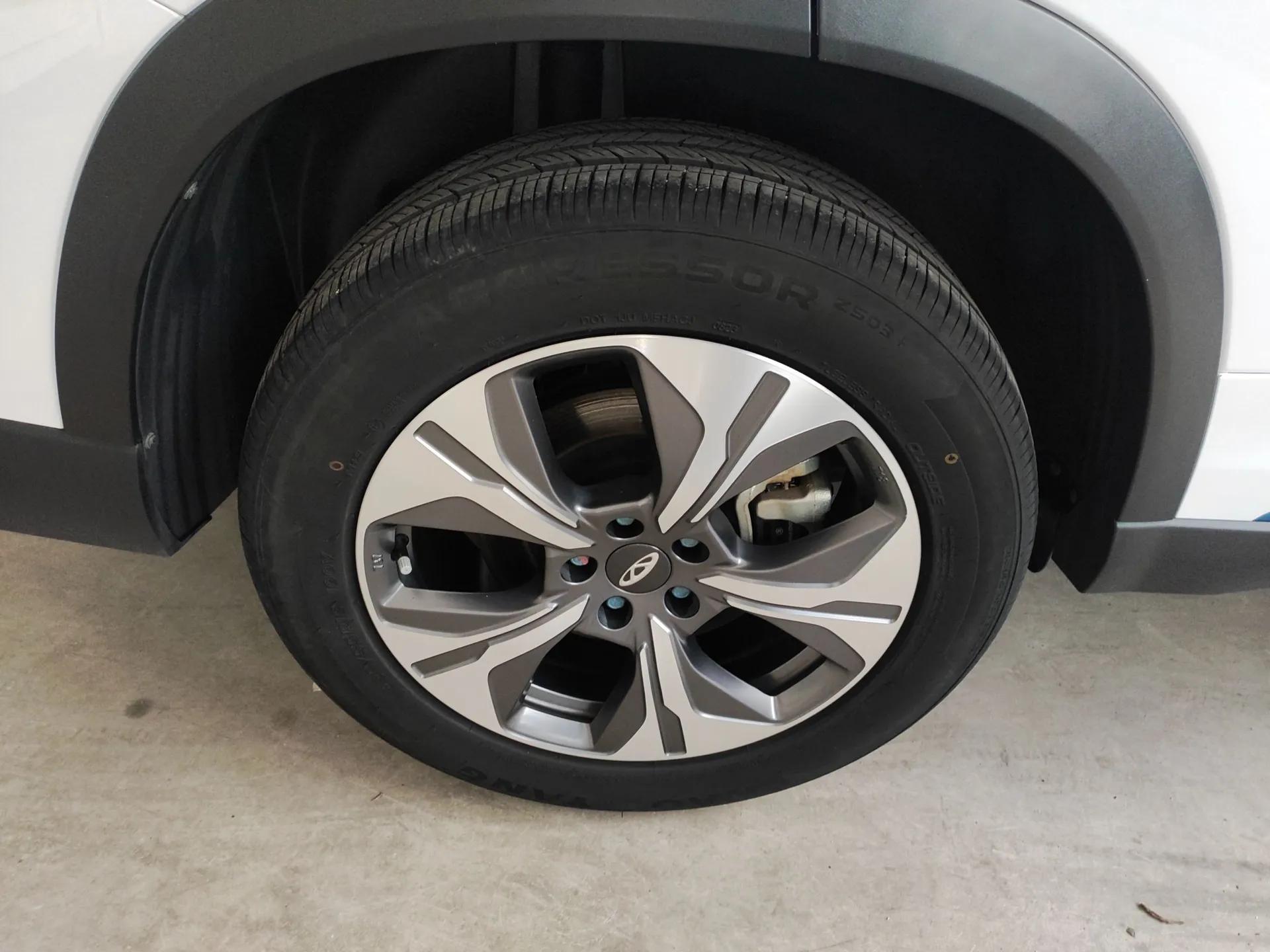 Chery Tiggo 8 PRO New Energy 2023 1.5T Enjoyment Edition — миниатюра 10