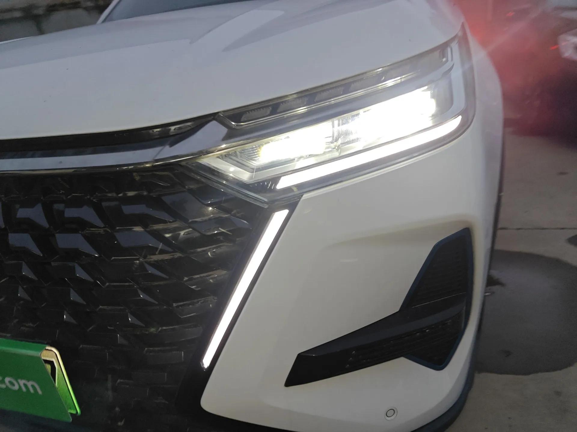 Chery Tiggo 8 PRO New Energy 2023 1.5T Enjoyment Edition — миниатюра 9