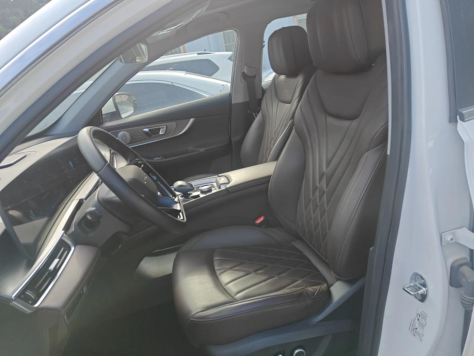 Chery Tiggo 8 PRO New Energy 2023 1.5T Enjoyment Edition — миниатюра 18