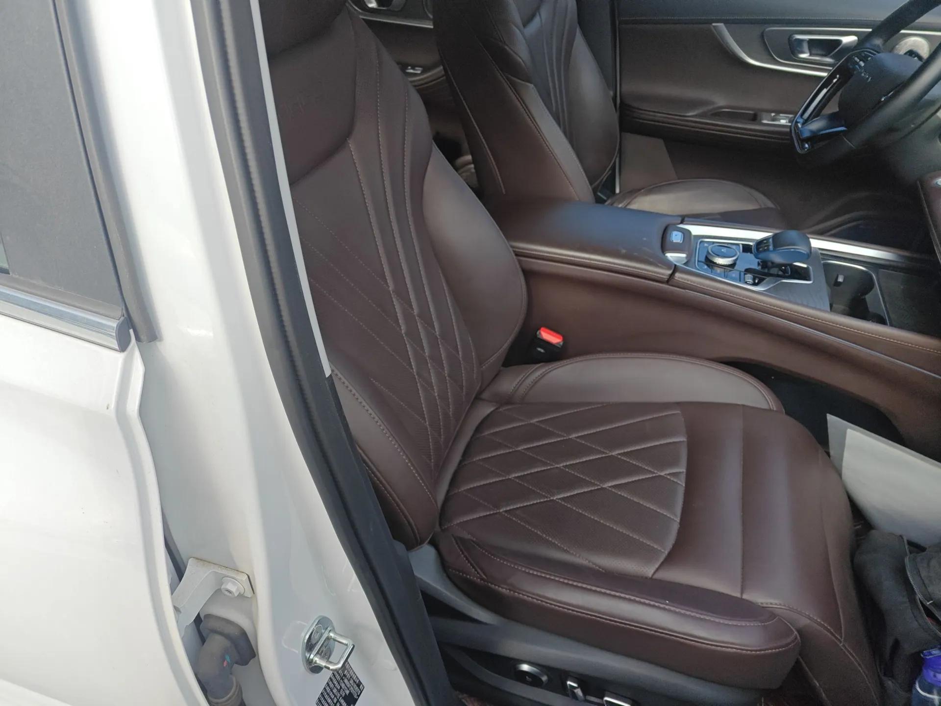 Chery Tiggo 8 PRO New Energy 2023 1.5T Enjoyment Edition — миниатюра 23