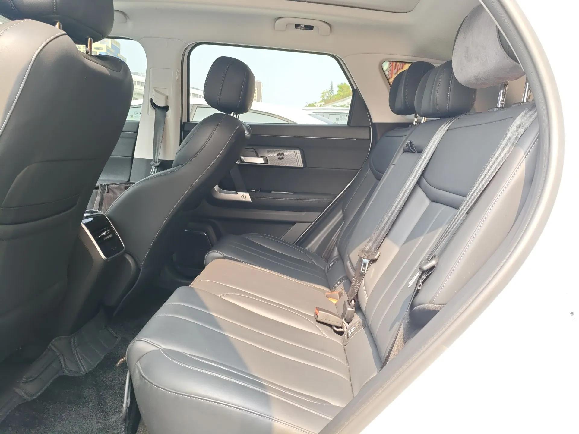Chery Tiggo 7 C-DM 2025 1.5T 120KM Luxury Trim — миниатюра 18