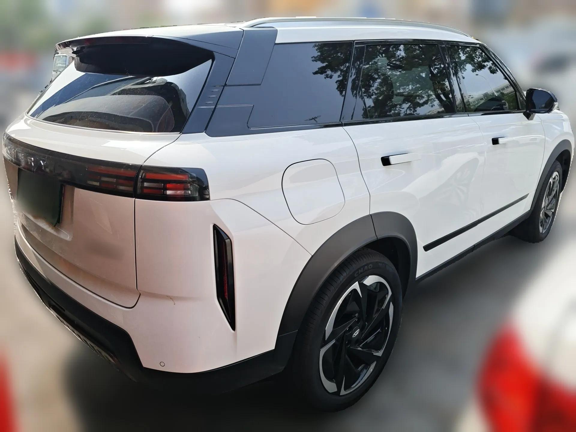 Chery Tiggo 7 C-DM 2025 1.5T 120KM Luxury Trim — миниатюра 6