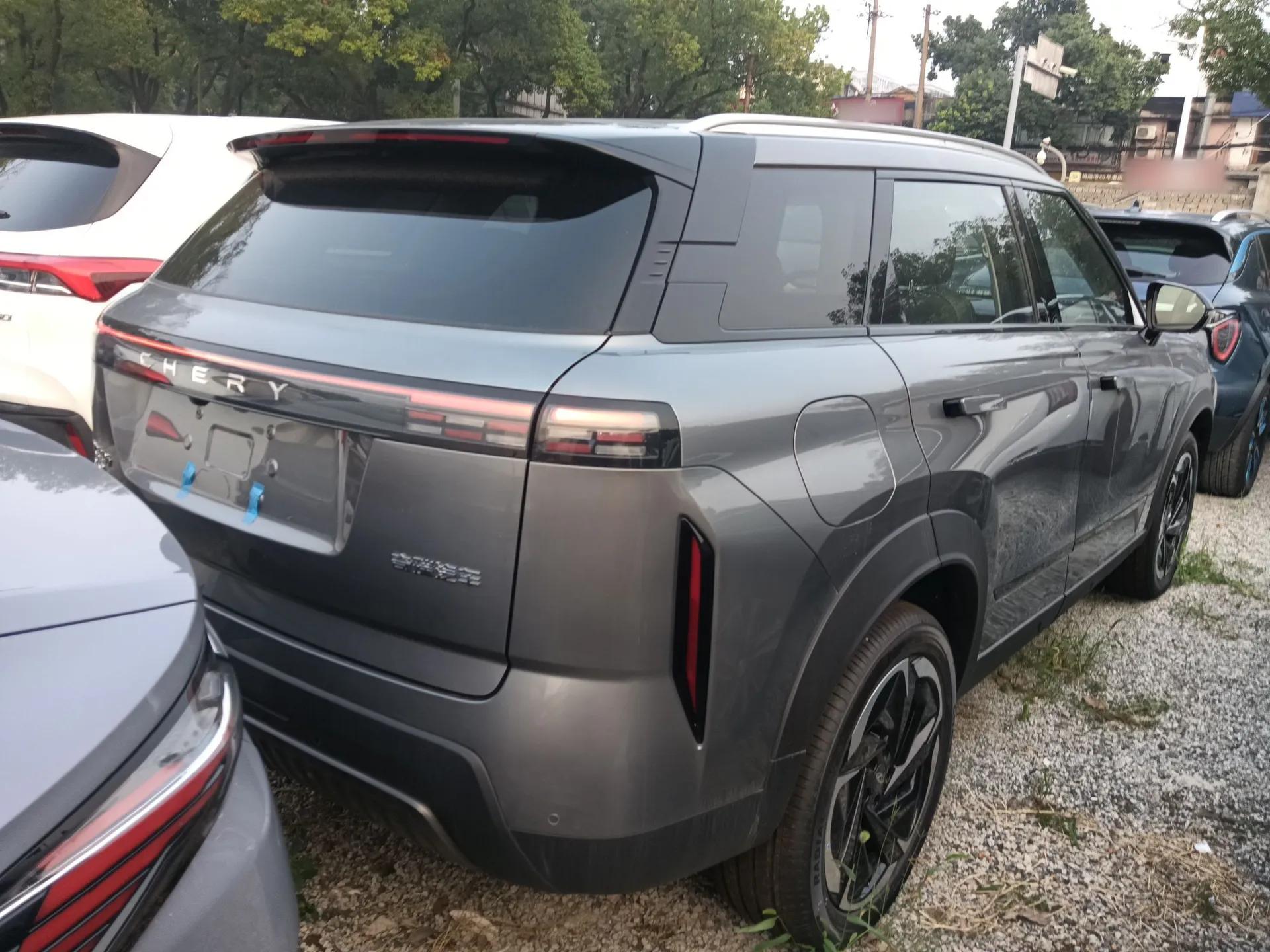 Chery Tiggo 7 C-DM 2025 1.5T 120KM Luxury Trim — миниатюра 6