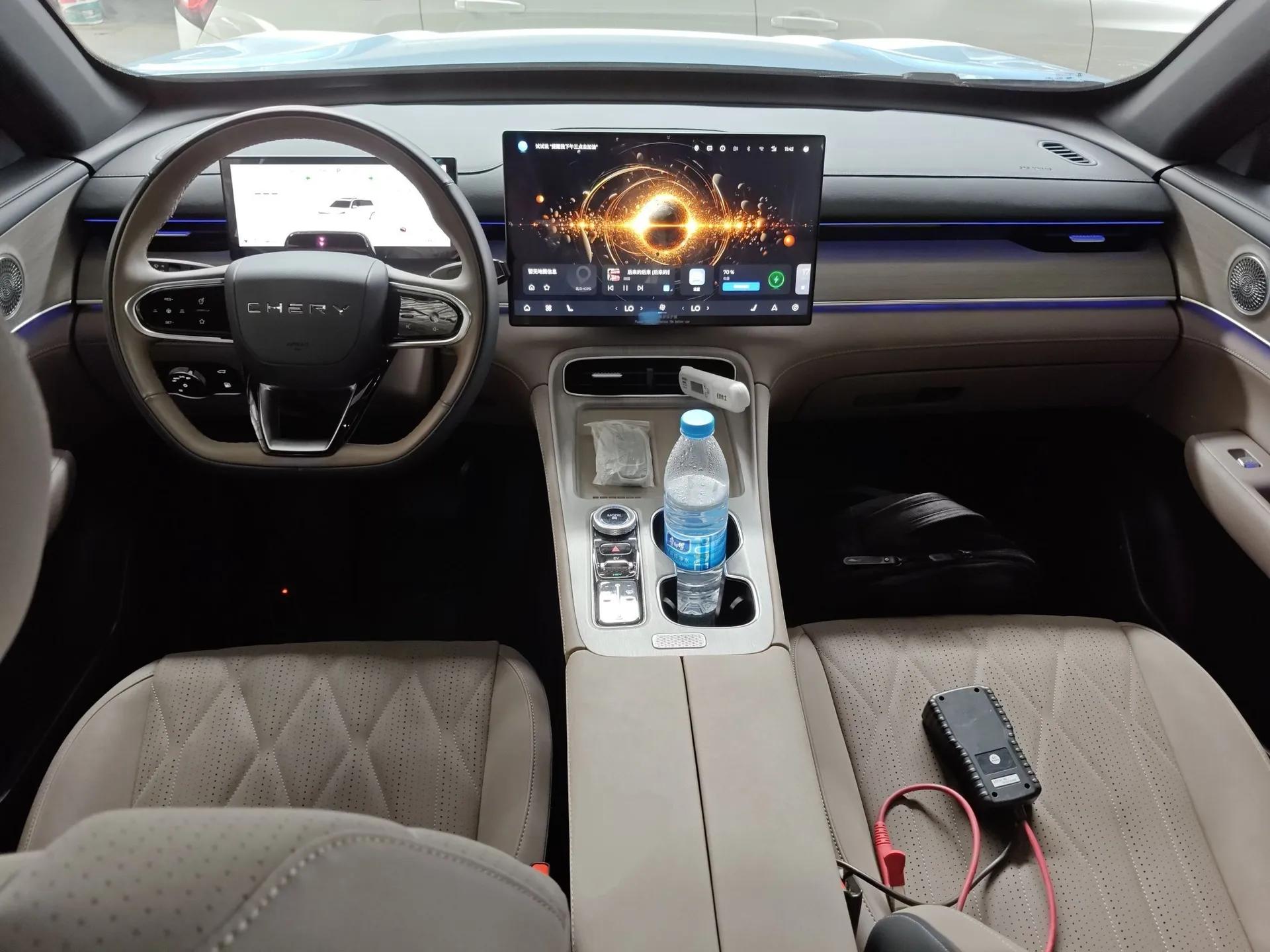 Chery Tiggo 8 PLUS C-DM 2025 1.5T 116 km Prestige Version 5 Seats — миниатюра 13