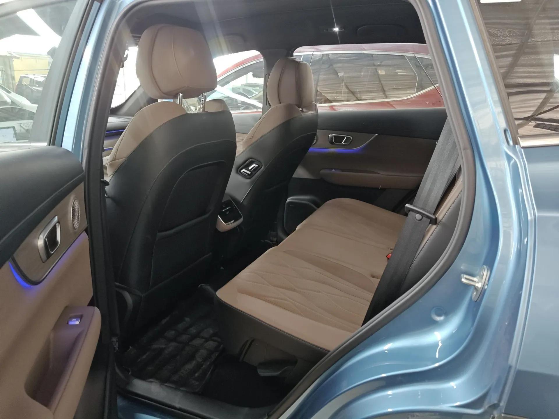 Chery Tiggo 8 PLUS C-DM 2025 1.5T 116 km Prestige Version 5 Seats — миниатюра 20