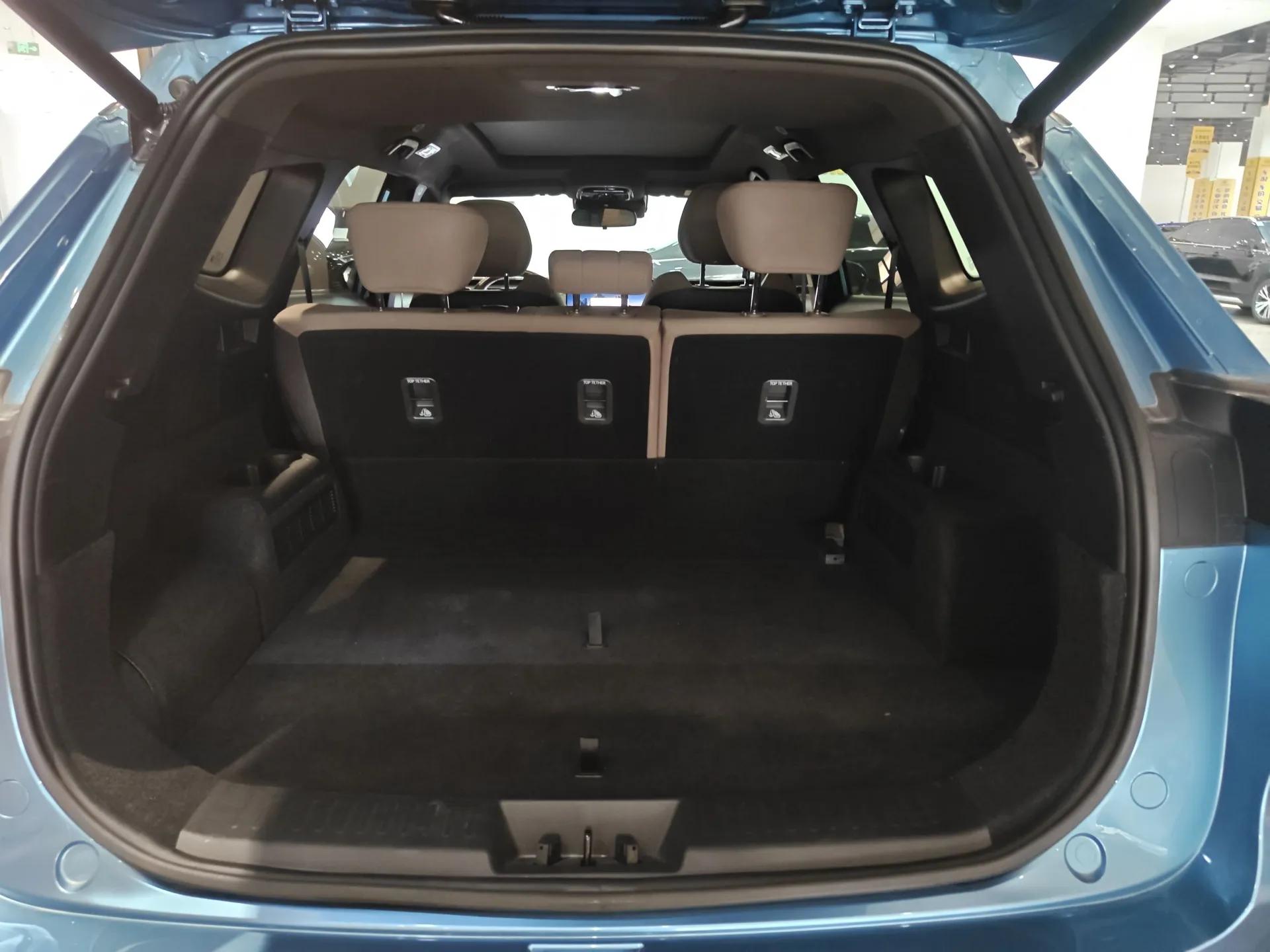 Chery Tiggo 8 PLUS C-DM 2025 1.5T 116 km Prestige Version 5 Seats — миниатюра 21
