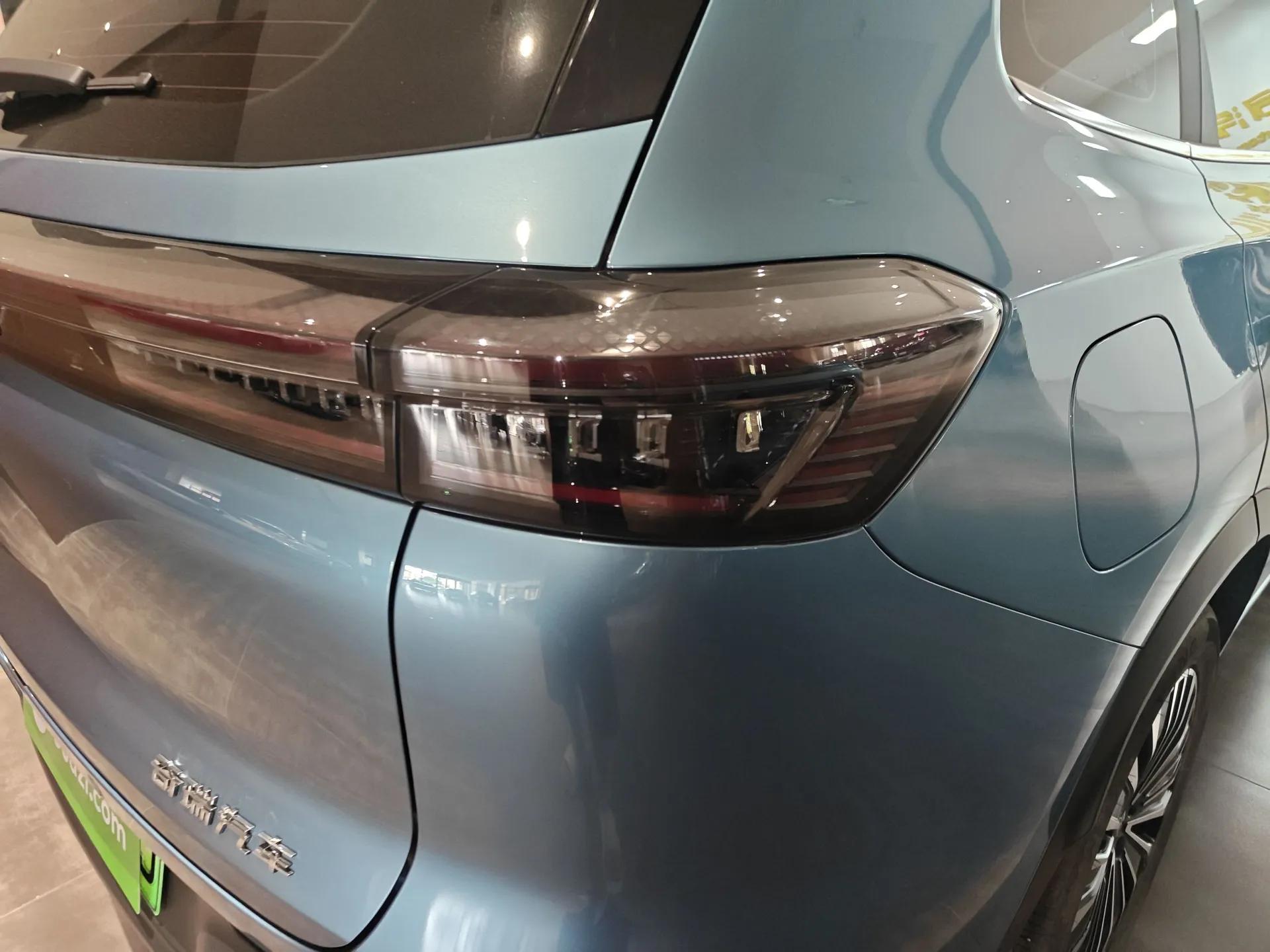 Chery Tiggo 8 PLUS C-DM 2025 1.5T 116 km Prestige Version 5 Seats — миниатюра 8
