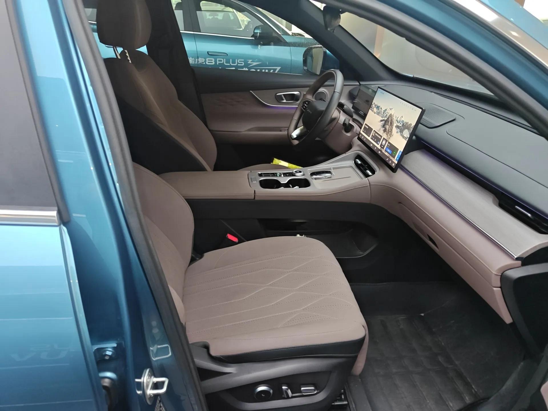 Chery Tiggo 8 PLUS C-DM 2025 1.5T 116 km Prestige Version 5 Seats — миниатюра 12