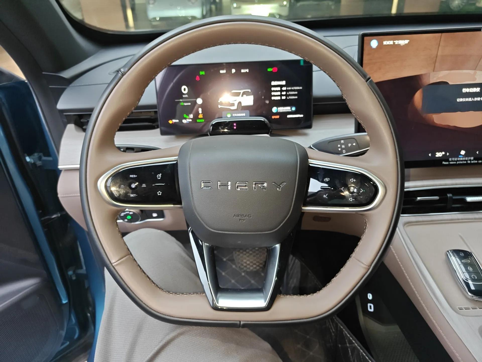 Chery Tiggo 8 PLUS C-DM 2025 1.5T 116 km Prestige Version 5 Seats — миниатюра 14