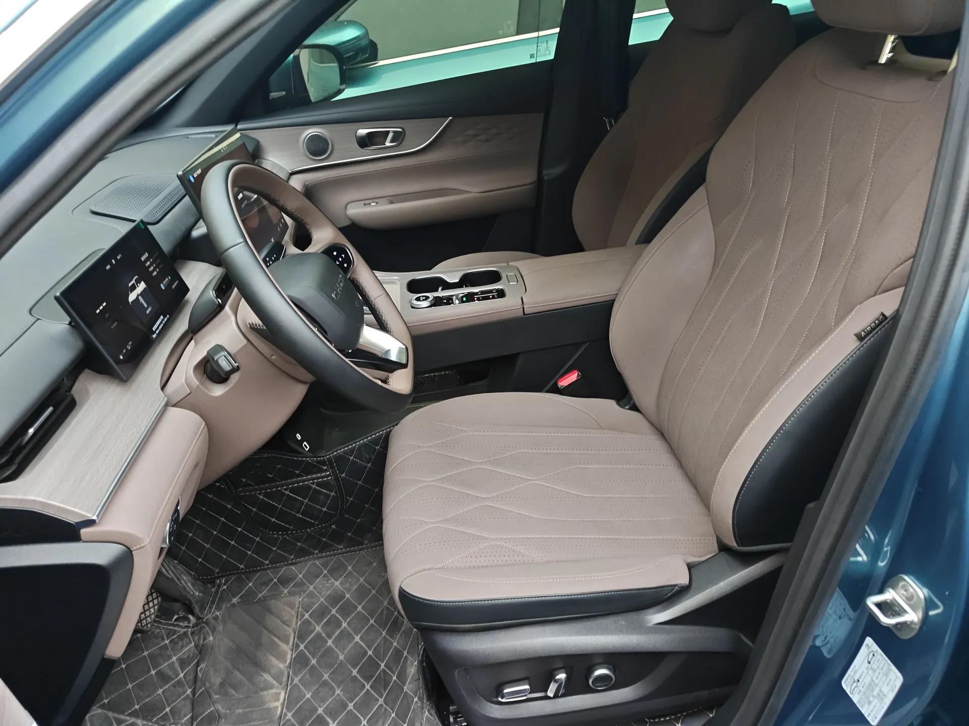 Chery Tiggo 8 PLUS C-DM 2025 1.5T 116 km Prestige Version 5 Seats — миниатюра 18