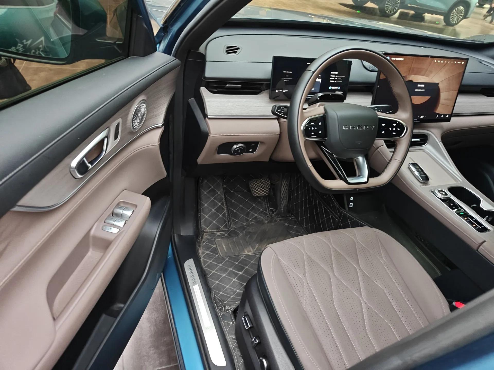 Chery Tiggo 8 PLUS C-DM 2025 1.5T 116 km Prestige Version 5 Seats — миниатюра 19
