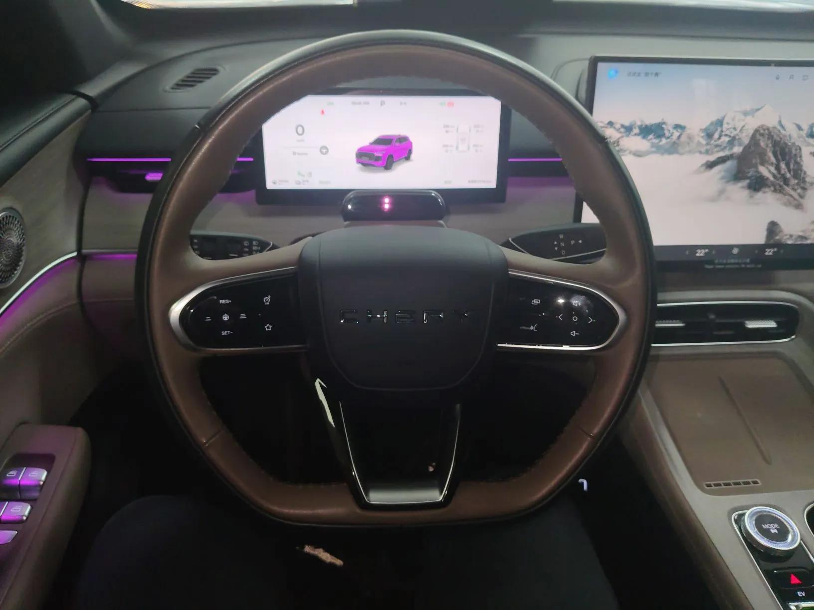 Chery Tiggo 8 PLUS C-DM 2025 1.5T 116 km Prestige Version 5 Seats — миниатюра 14