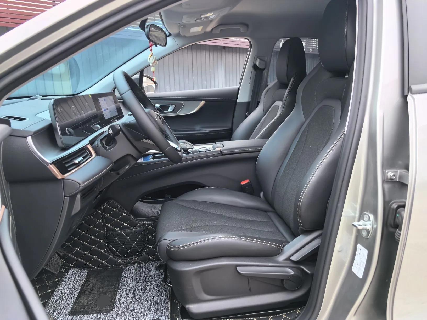 Chery OMODA 2023 1.5T CVT New Dynamic Edition — миниатюра 18