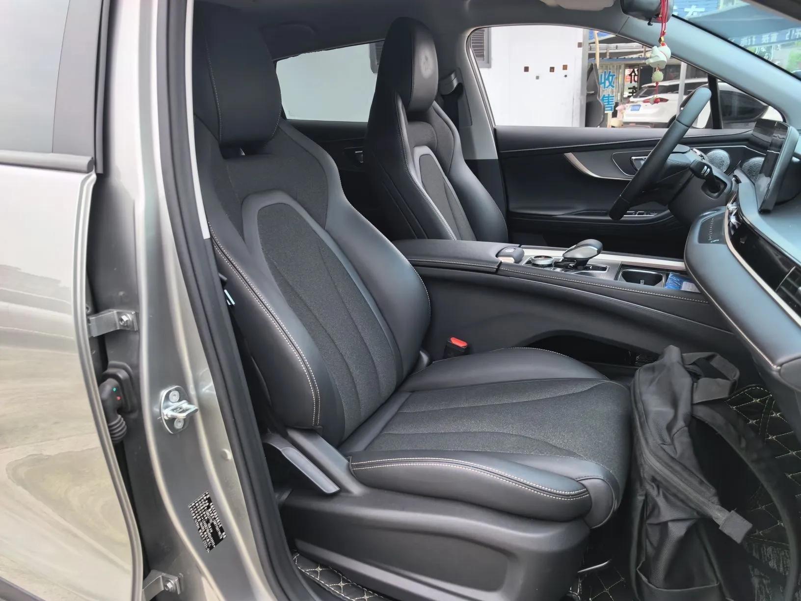Chery OMODA 2023 1.5T CVT New Dynamic Edition — миниатюра 23