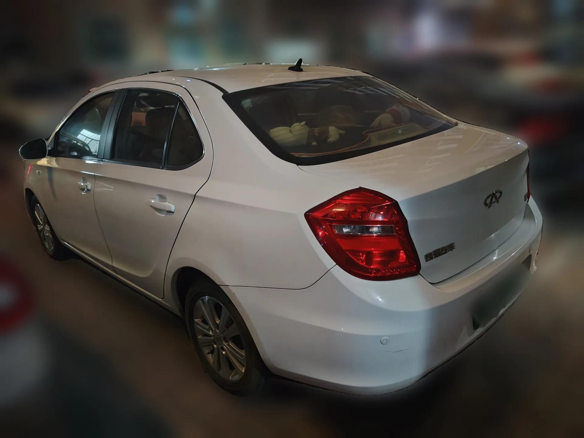 Chery E3 2013 1.5L Manual ZhiShang Model — миниатюра 4