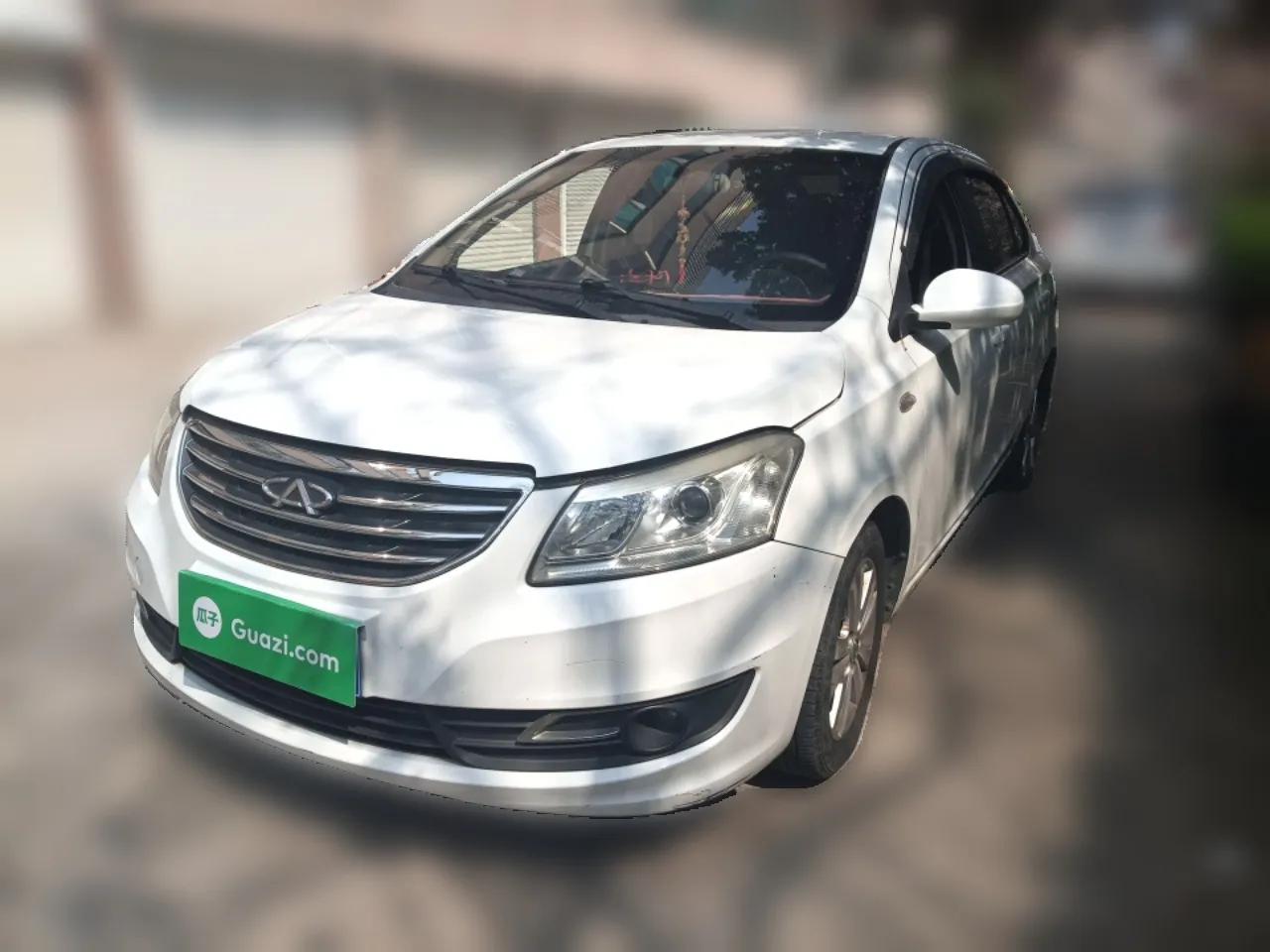 Chery E3 2013 1.5L Manual Fashion Model — миниатюра 1