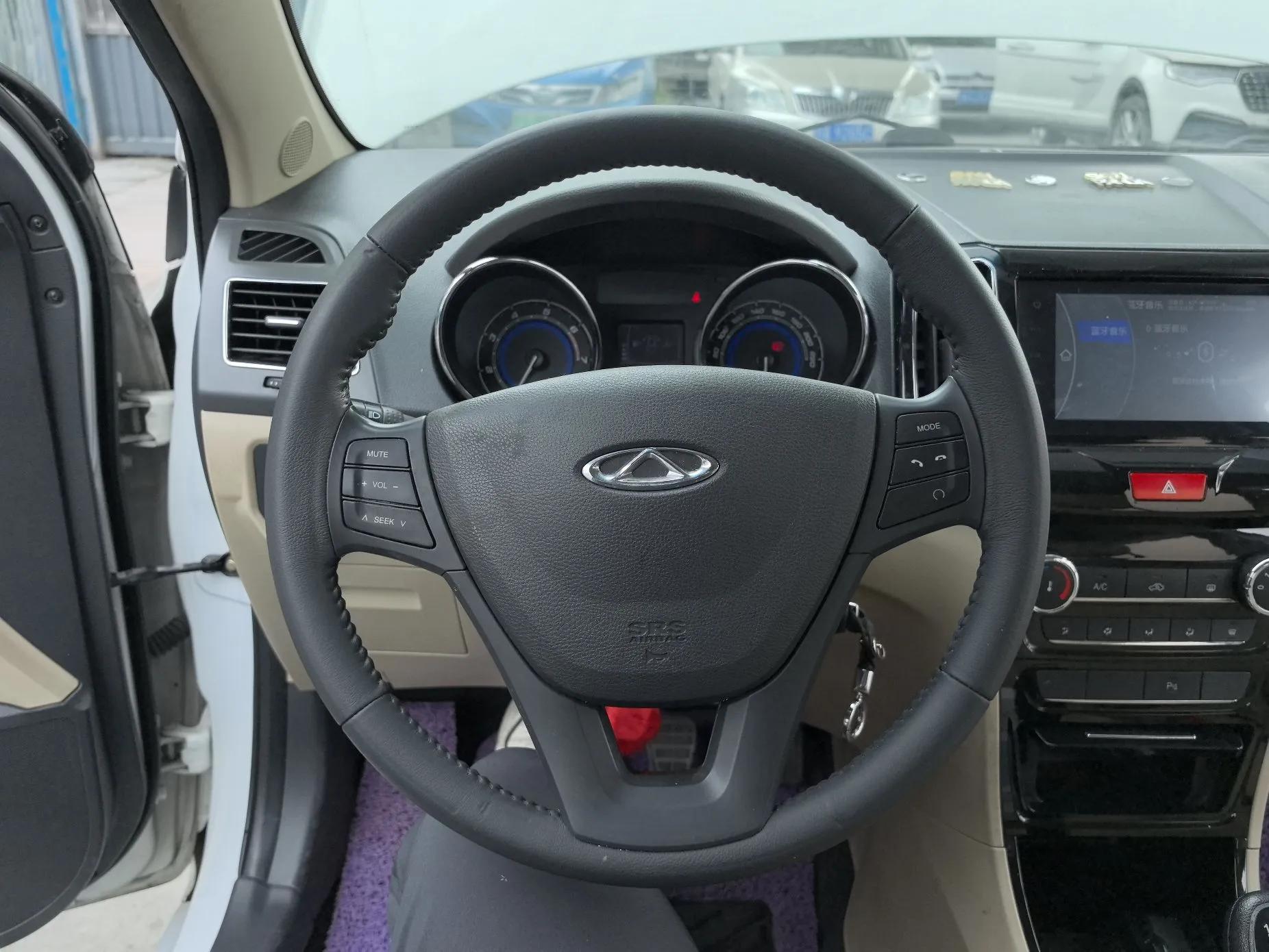 Chery E3 2015 1.5L Manual ZhiShang Model — миниатюра 11