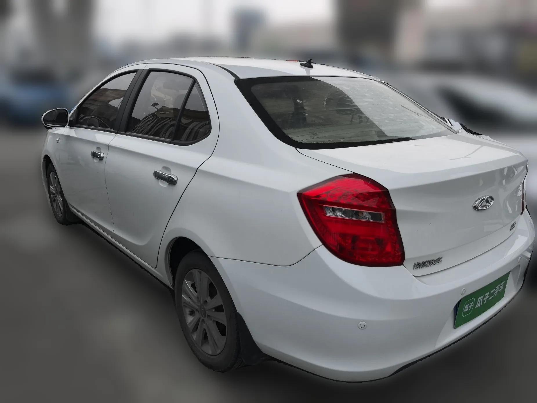Chery E3 2015 1.5L Manual ZhiShang Model — миниатюра 4
