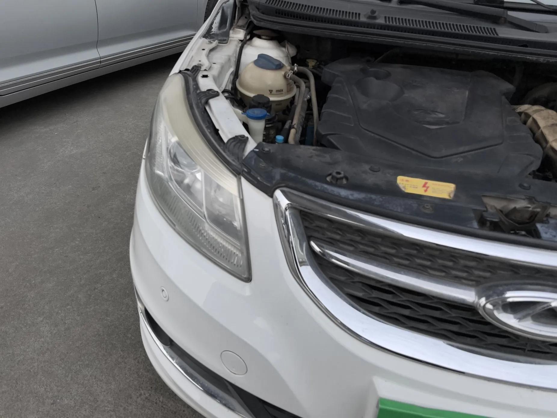 Chery E3 2015 1.5L Manual ZhiShang Model — миниатюра 7
