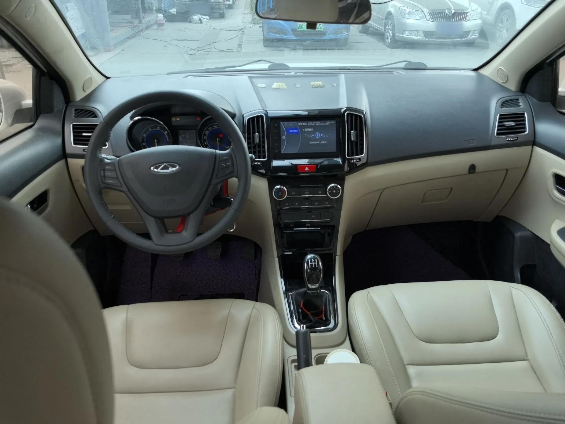Chery E3 2015 1.5L Manual ZhiShang Model — миниатюра 10