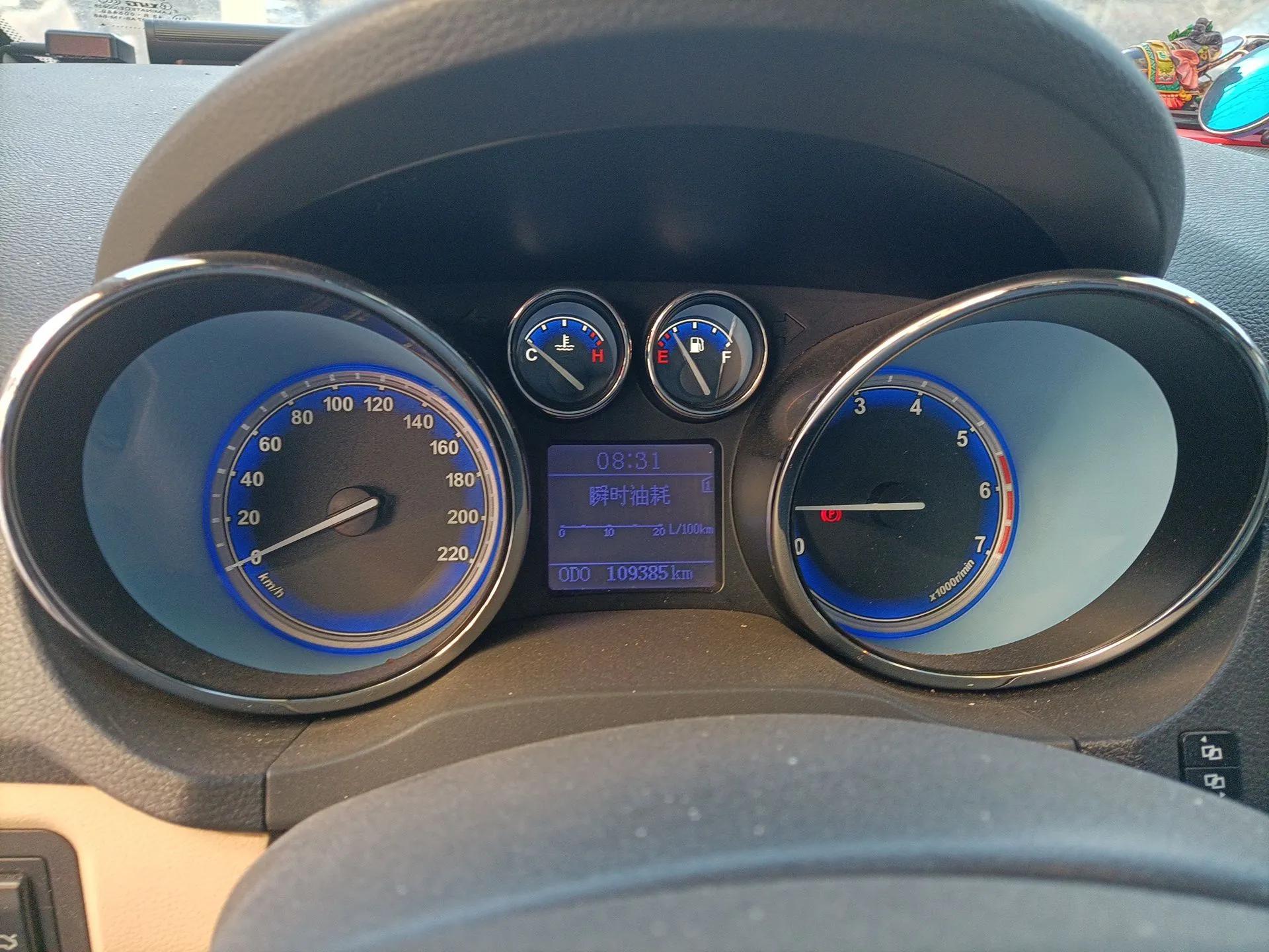 Chery E3 2013 1.5L Manual Fashion Model — миниатюра 12