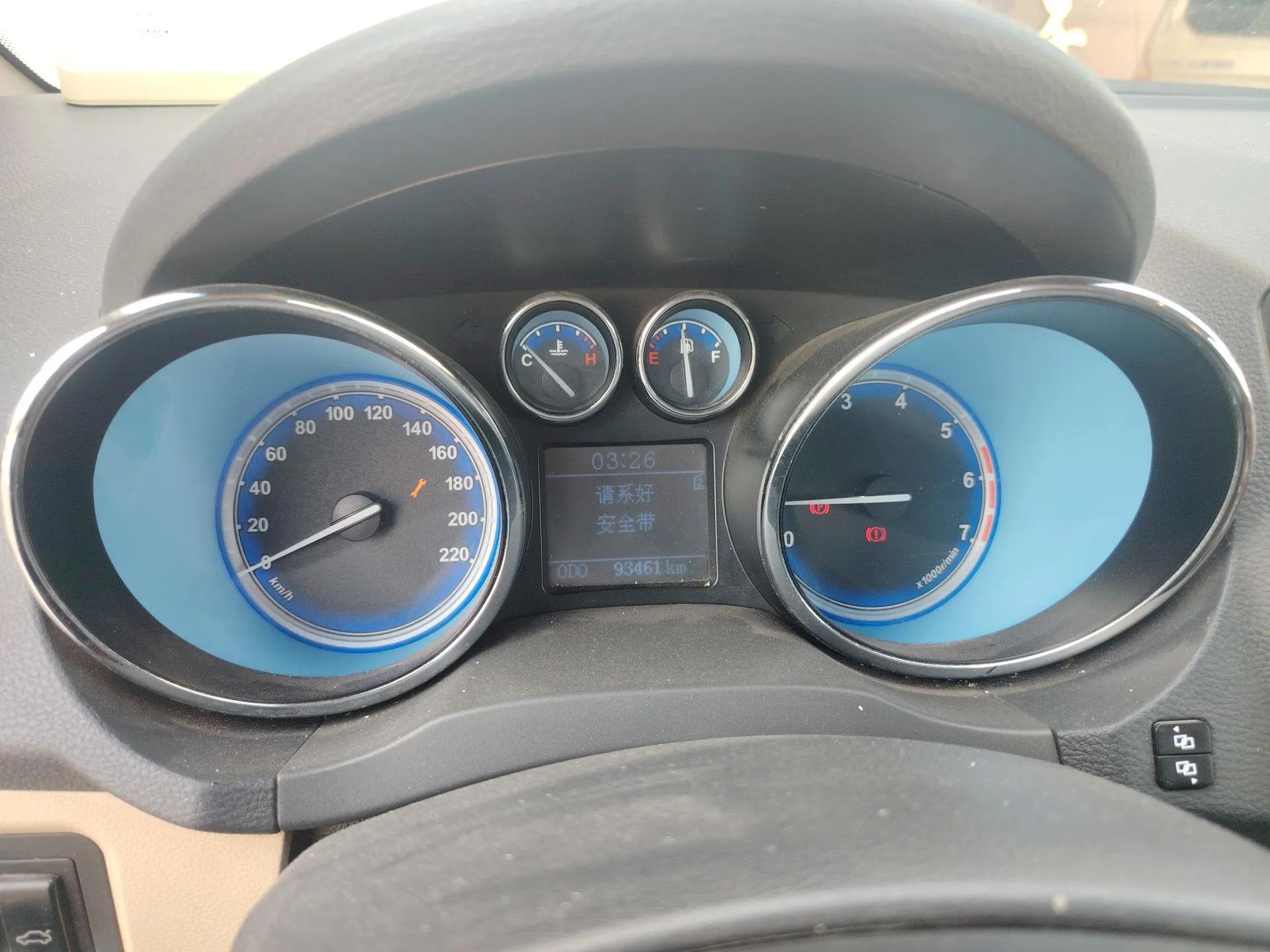 Chery E3 2013 1.5L Manual Fashion Model — миниатюра 12