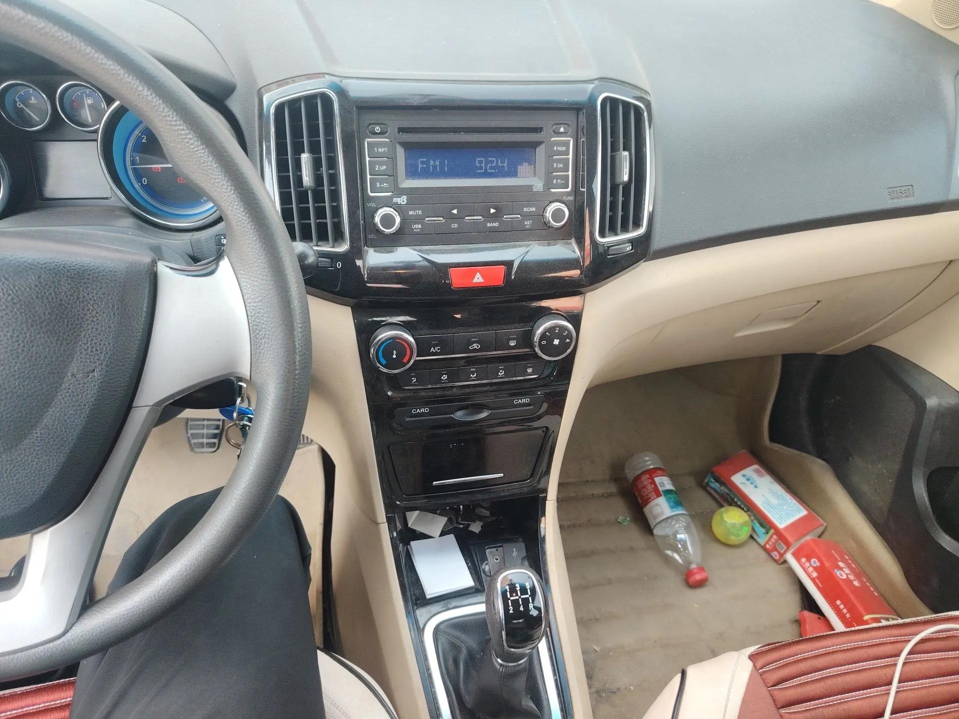Chery E3 2013 1.5L Manual Fashion Model — миниатюра 14