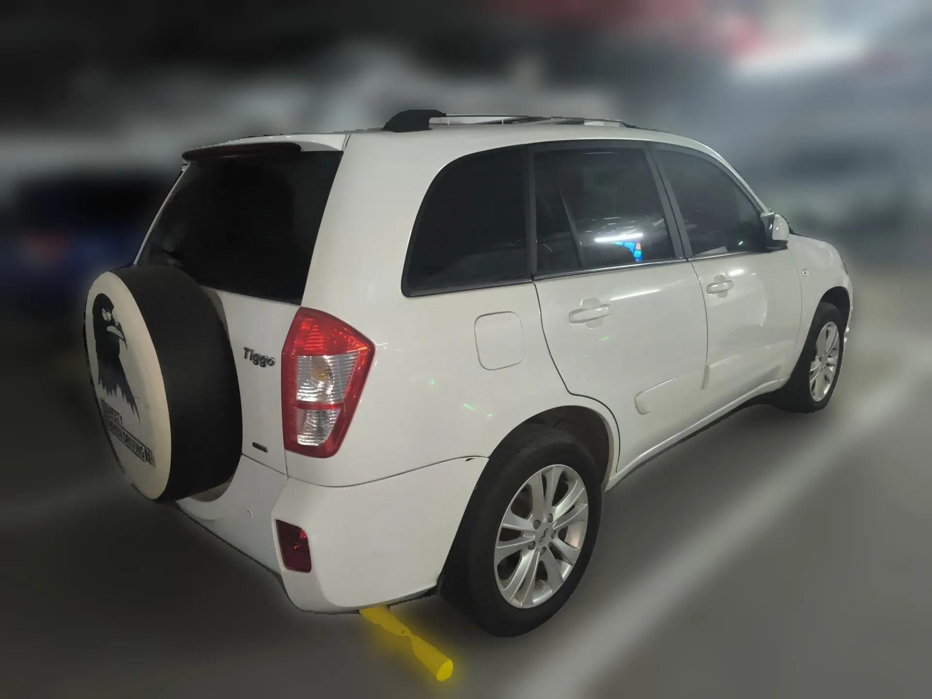 Chery Tiggo 2012 Elite Edition 1.6L CVT Comfort DVVT Model — миниатюра 6