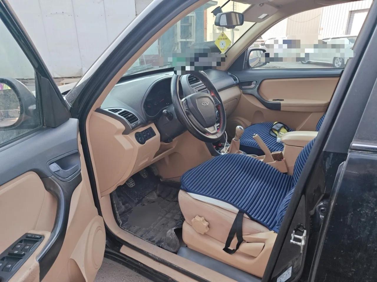 Chery Tiggo 2012 Elite Edition Facelift 1.6L Manual Comfort DVVT — миниатюра 17